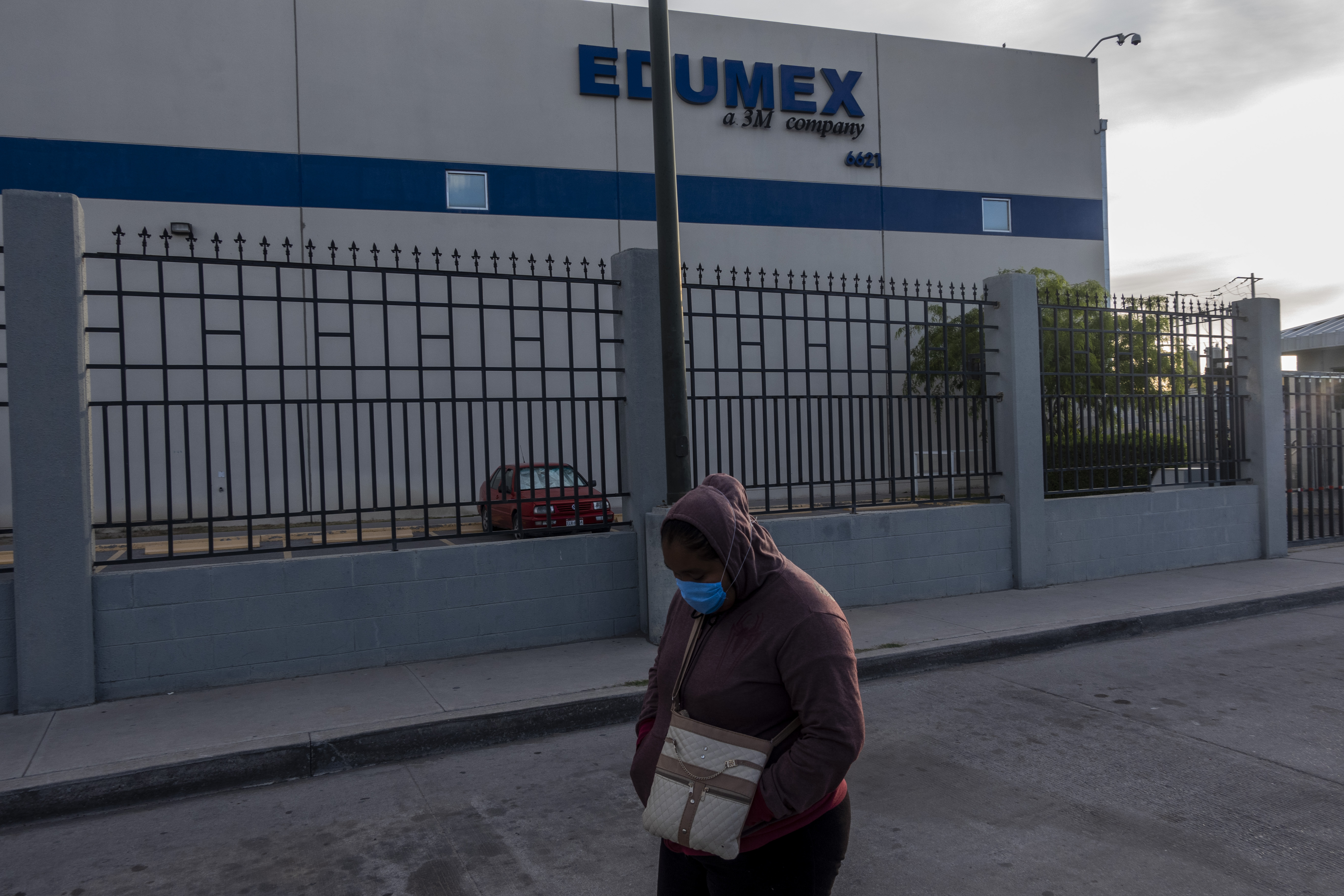 Las maquiladoras de Ciudad Juárez van cesando su actividad a golpe de  muertos | Internacional | EL PAÍS