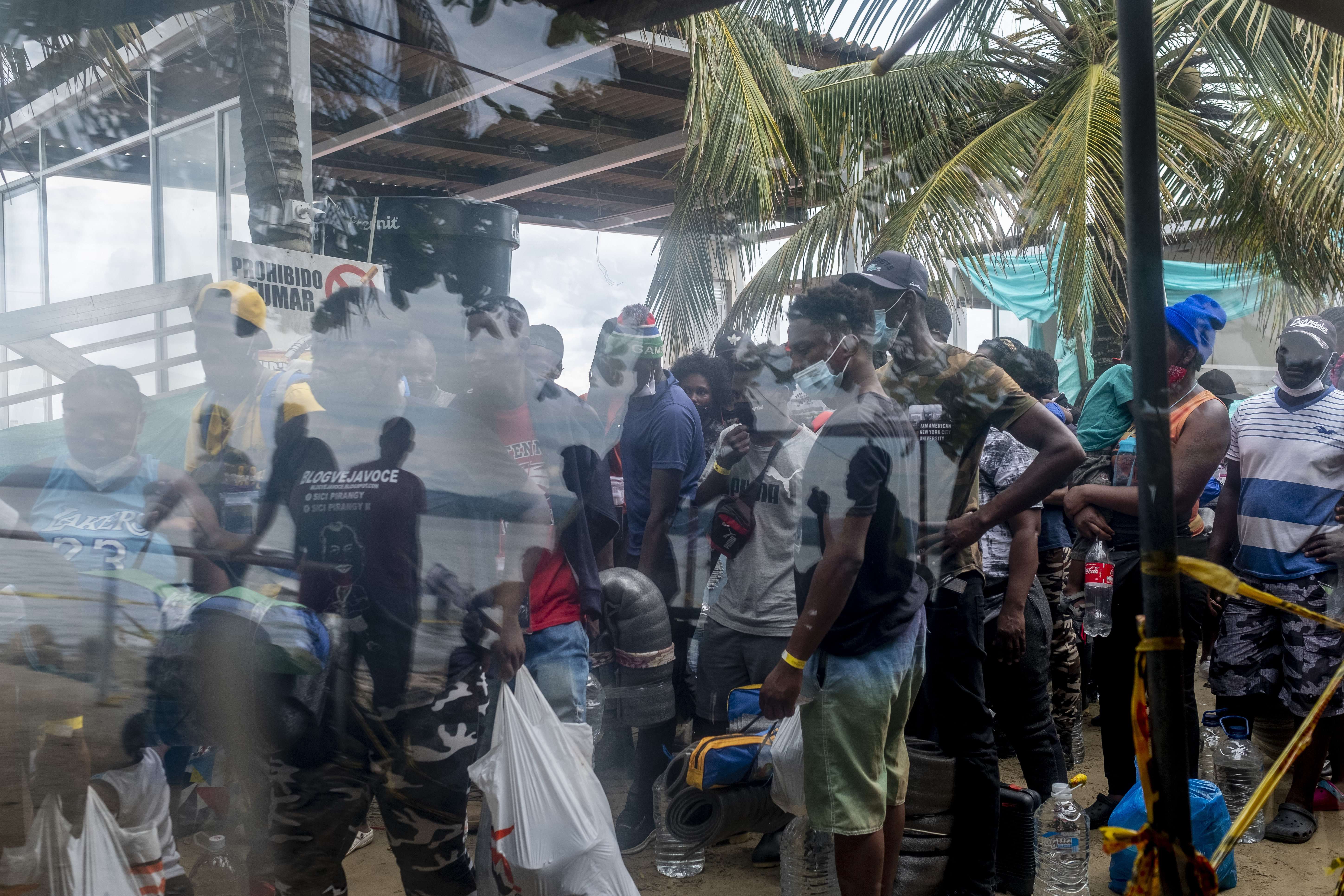 Haitian migrants risking their lives on Darién jungle route | U.S. | EL  PAÍS English