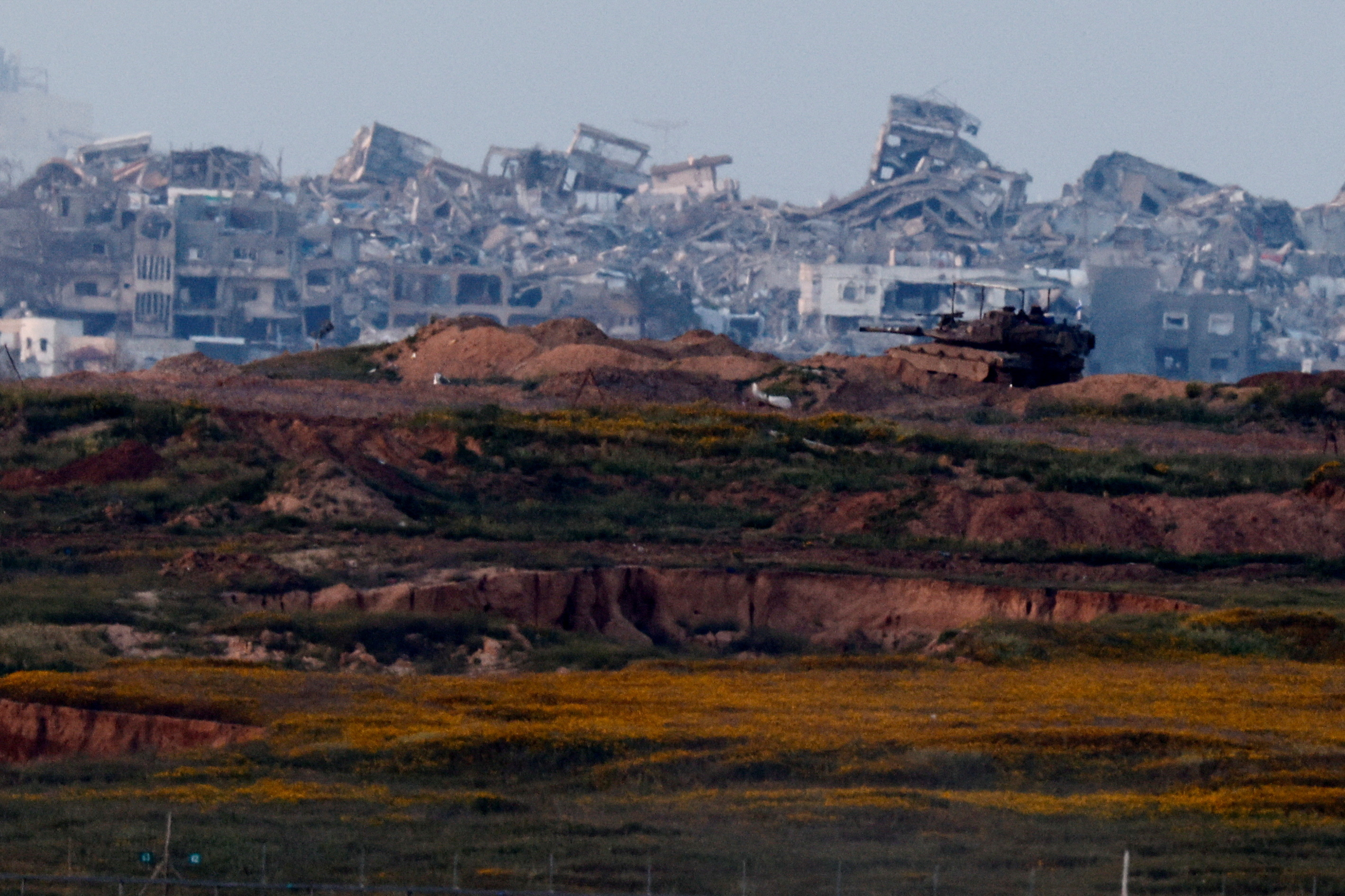 Un tanque israelí en Gaza este martes. 