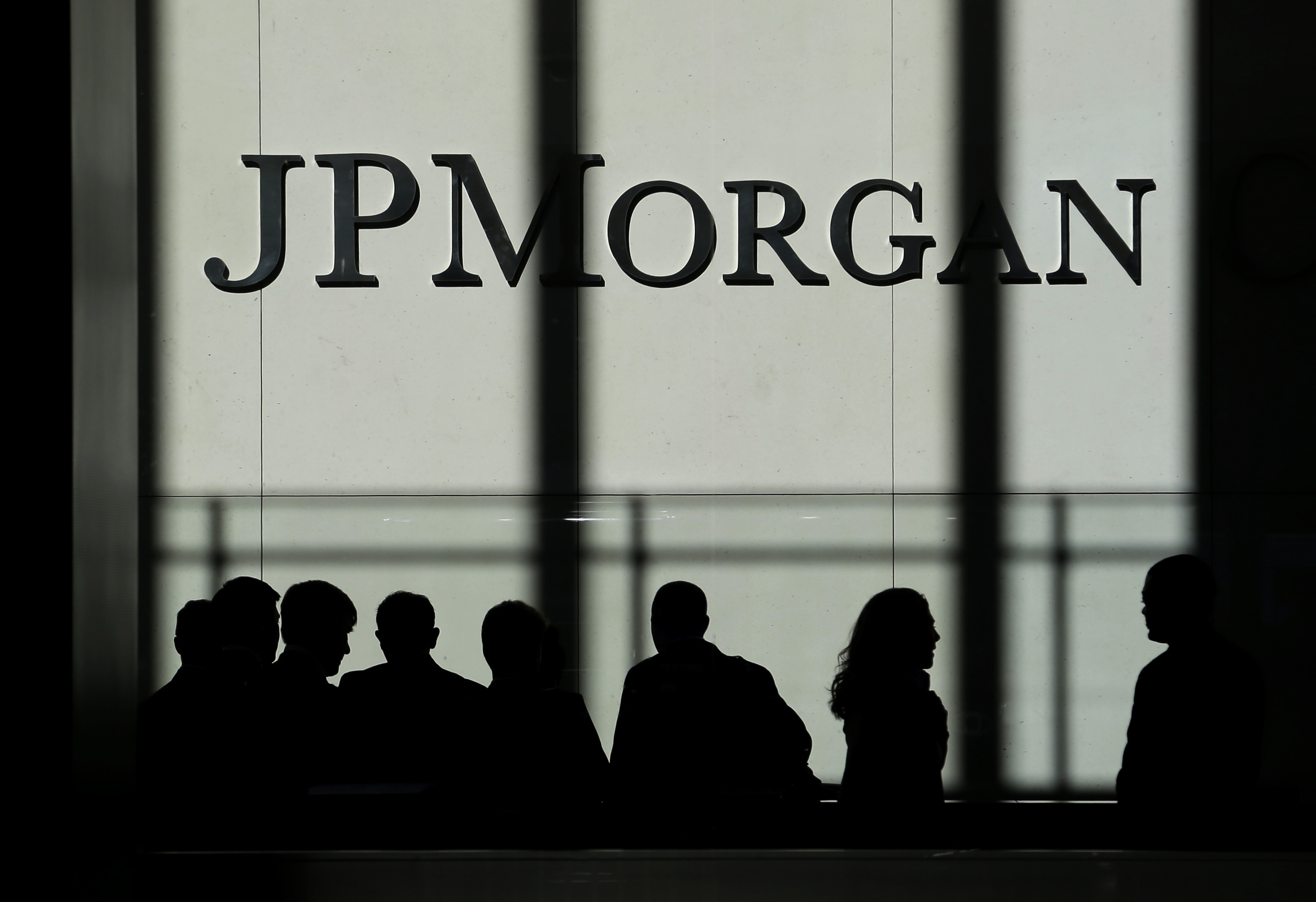 JPMorgan zanja una demanda por beneficiarse de sus vínculos con el depredador sexual Jeffrey Epstein