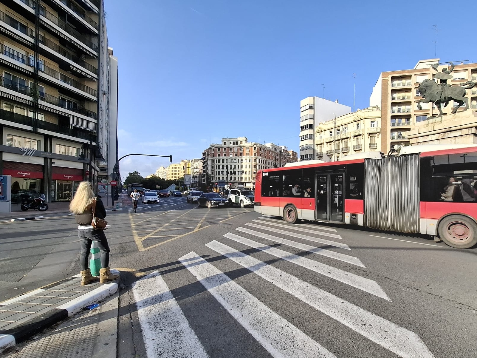 Avenida Ramón y Cajal, en Valencia, este lunes.