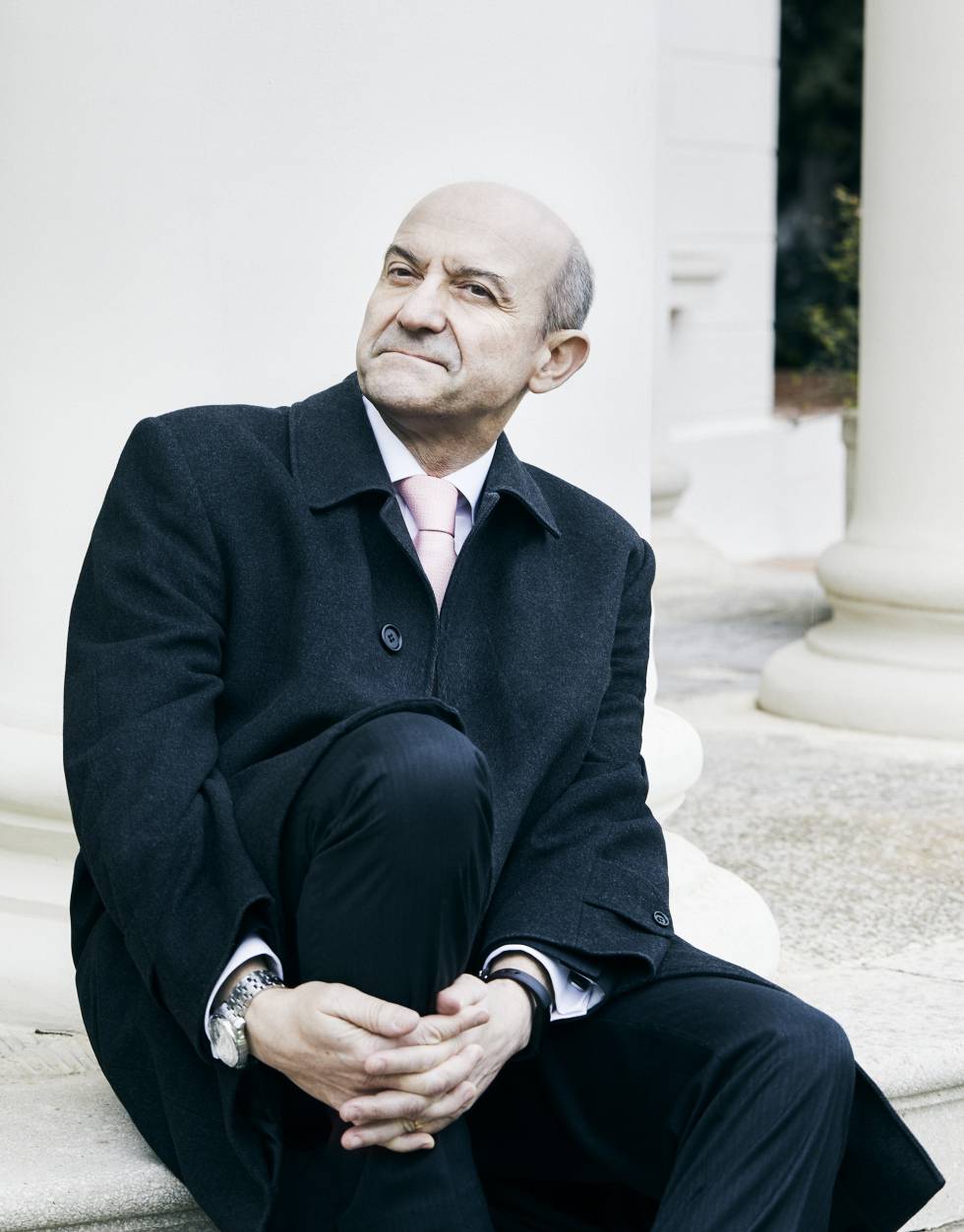Miguel Ángel Martínez-González is a renowned expert on public health.