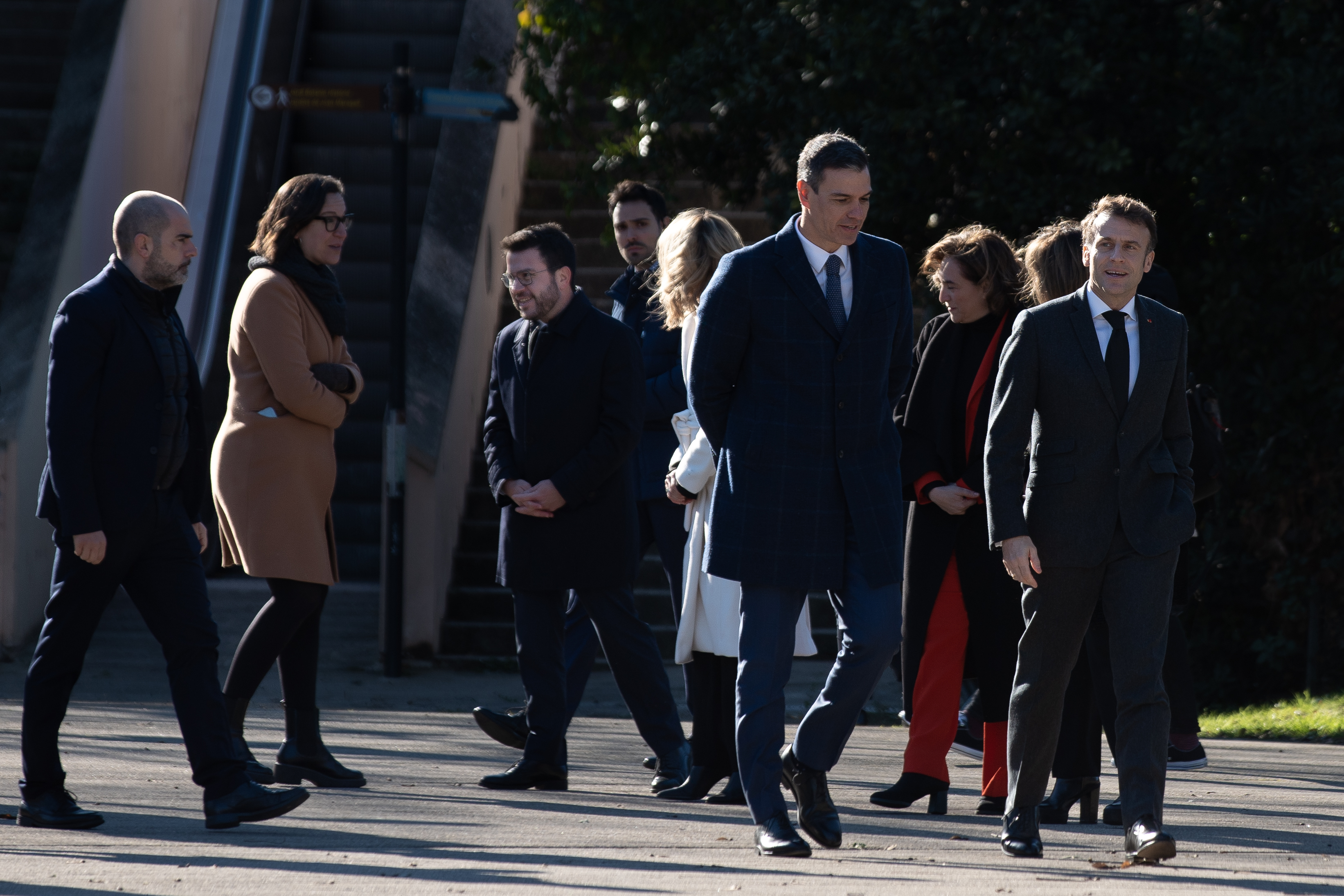 Aragonès busca complicidades con Macron y marca distancias con Sánchez 