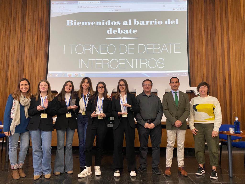 Educación fomenta el pensamiento crítico y valores de tolerancia y respeto  entre el alumnado en el “Día Escolar de la NO Violencia y la Paz