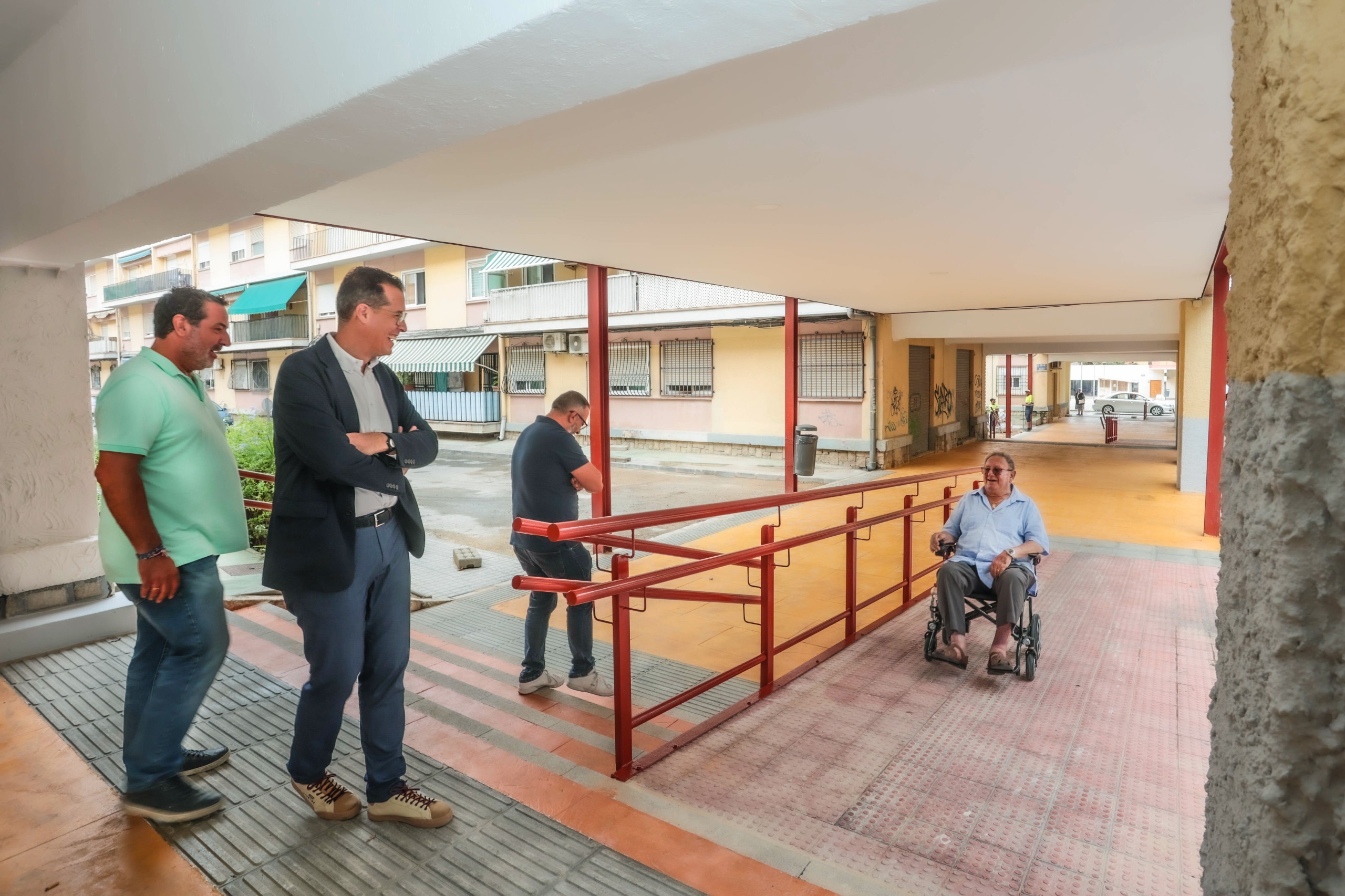 Rubén Alfaro durante la inauguración