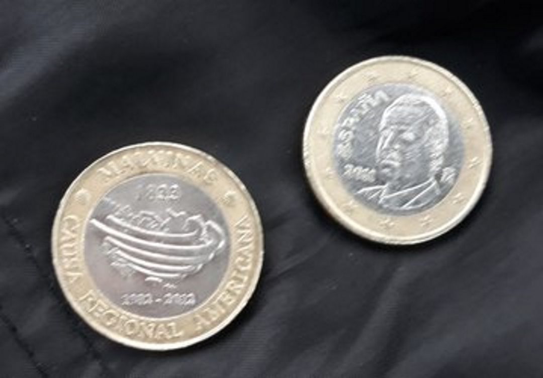 pronóstico Esquivar Consecutivo La Policía de Alcorcón alerta de intentos de "colar" pesos argentinos como  euros | Actualidad | Cadena SER