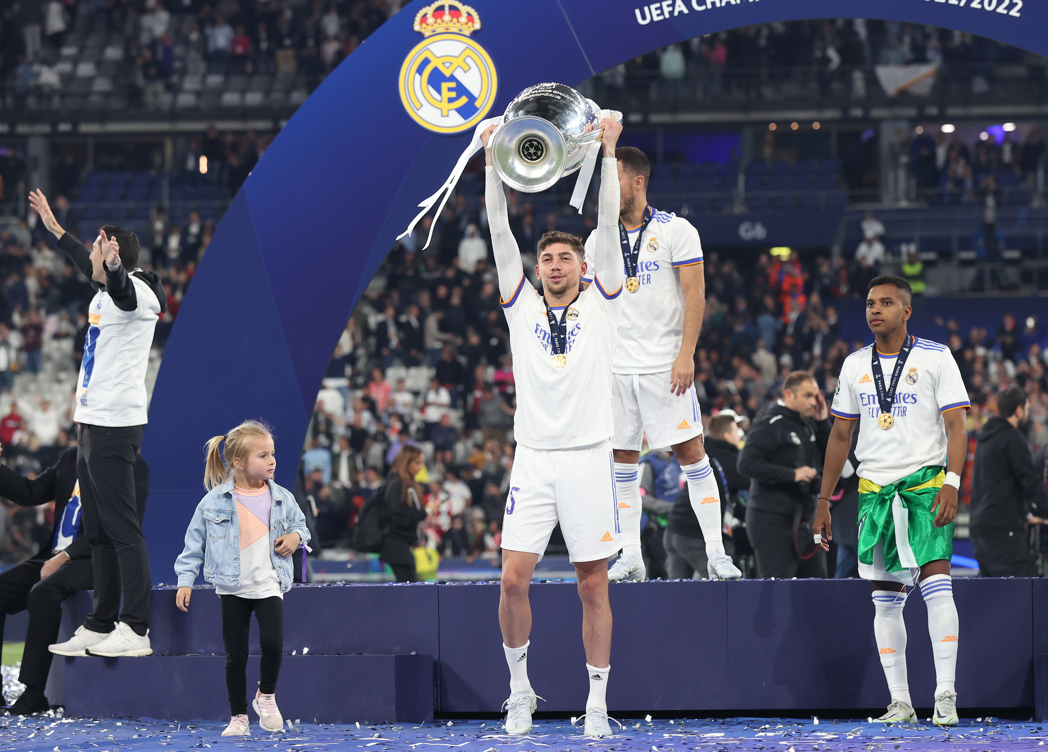 Real Madrid: Valverde 2024, un año clave para el futuro capitán del Real  Madrid: ¡Que siga su unión con la grada!
