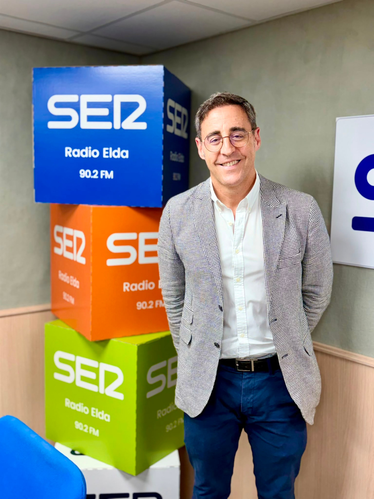 Alejandro Pérez, presidente del Rotary Club Elda - Vinalopó, en los estudios de Radio Elda Cadena SER