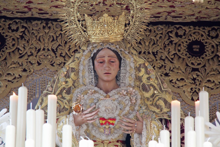 Los Favores de Granada renuevan a la Banda de Música Esperanza de Córdoba para su estación de penitencia de 2026