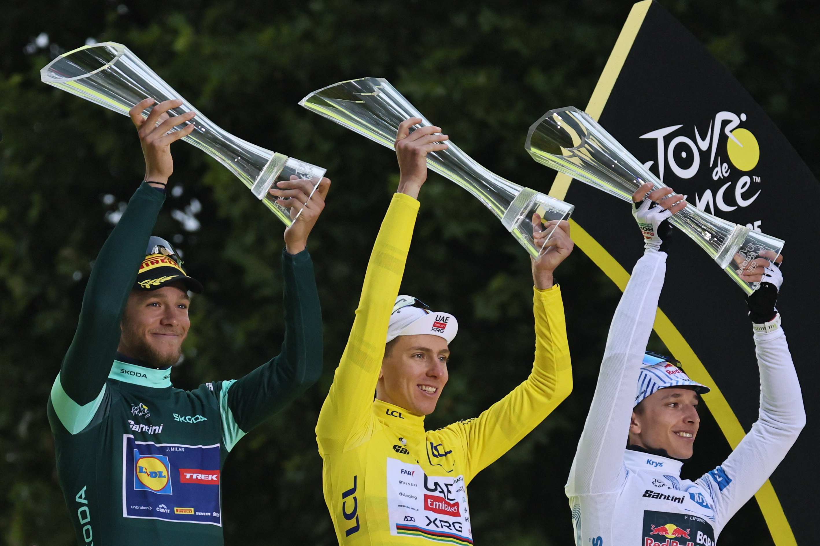 Samantha gonzalez onlyfans leak at around 6pm, she pinged