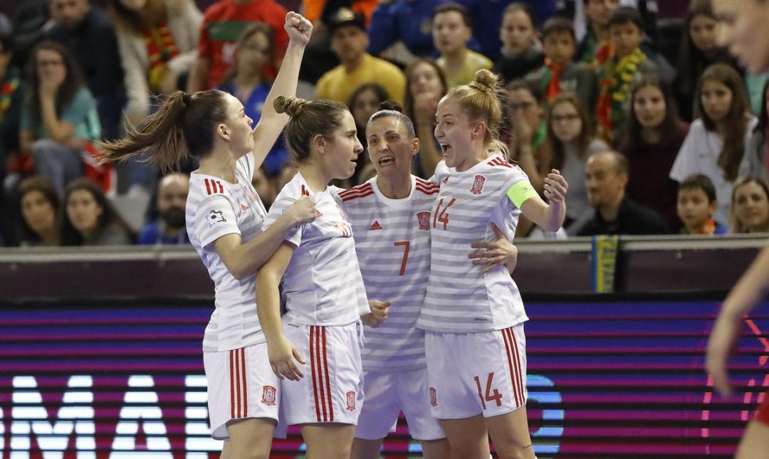 La selección española gana el primer de fútbol sala femenino de la historia | | Cadena SER