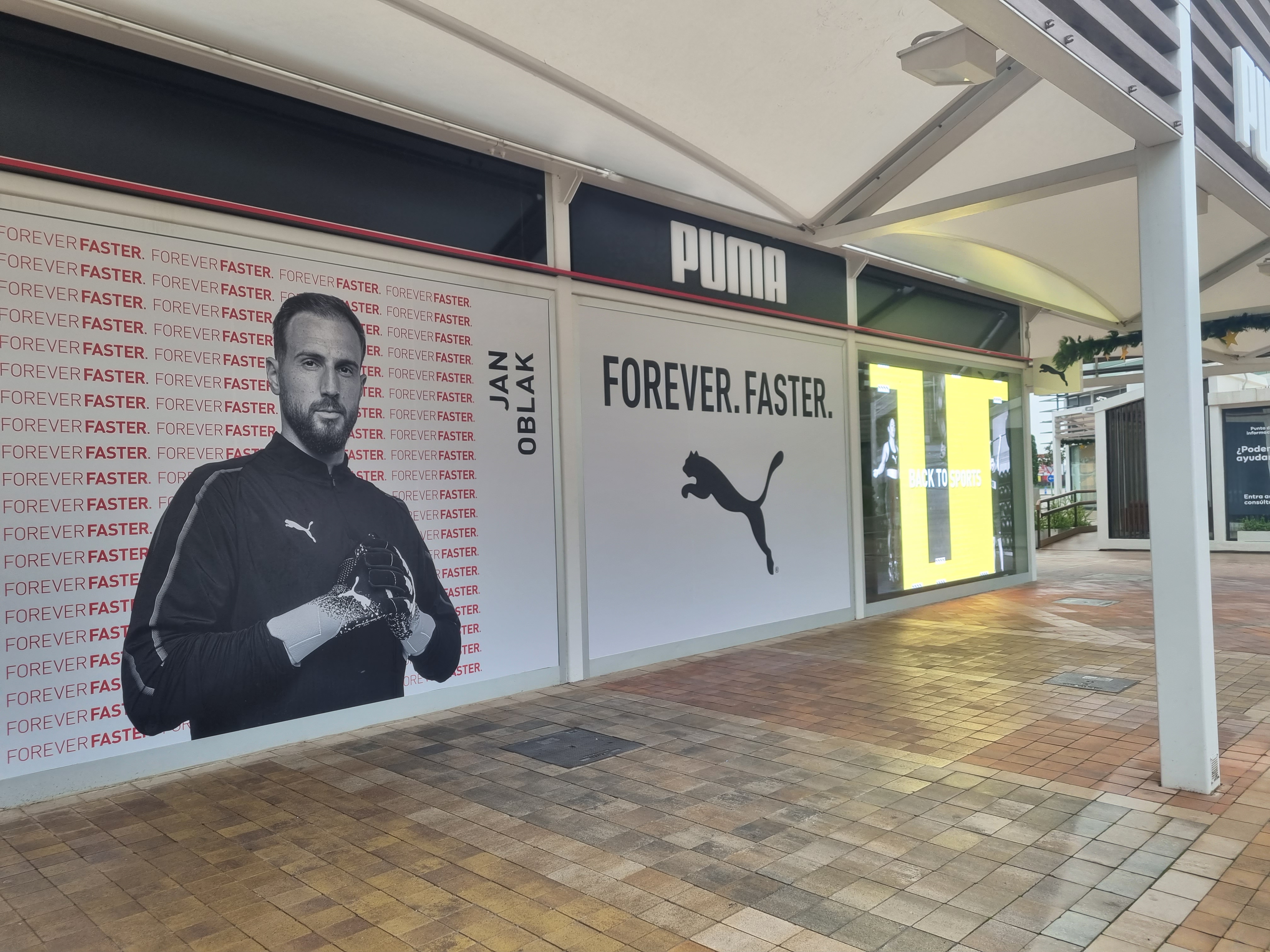 PUMA abre su tienda en Jerez en Luz Shopping | Actualidad | Cadena SER