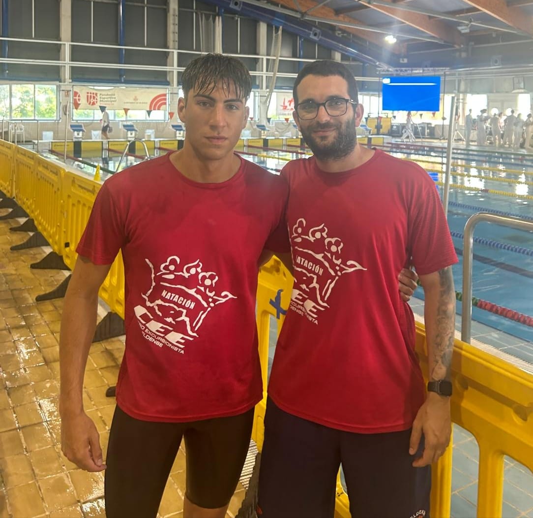 Gael Poveda con David, uno de sus preparadores