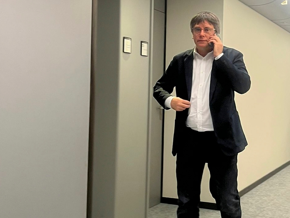 ¿Por qué Puigdemont lleva la negociación con el PSOE al límite y retrasa la investidura de Sánchez?  