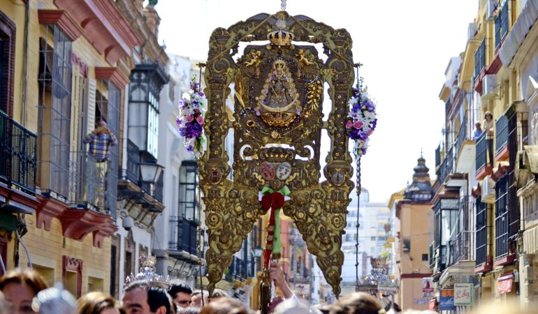 Horario e Itinerario Regreso del Simpecado de Ntra. Sra. del Rocío de Triana. Sevilla 23 de Mayo del 2024 Horario e Itinerario Regreso del Simpecado de Ntra. Sra. del Rocío de Triana. Sevilla 23 de Mayo del 2024