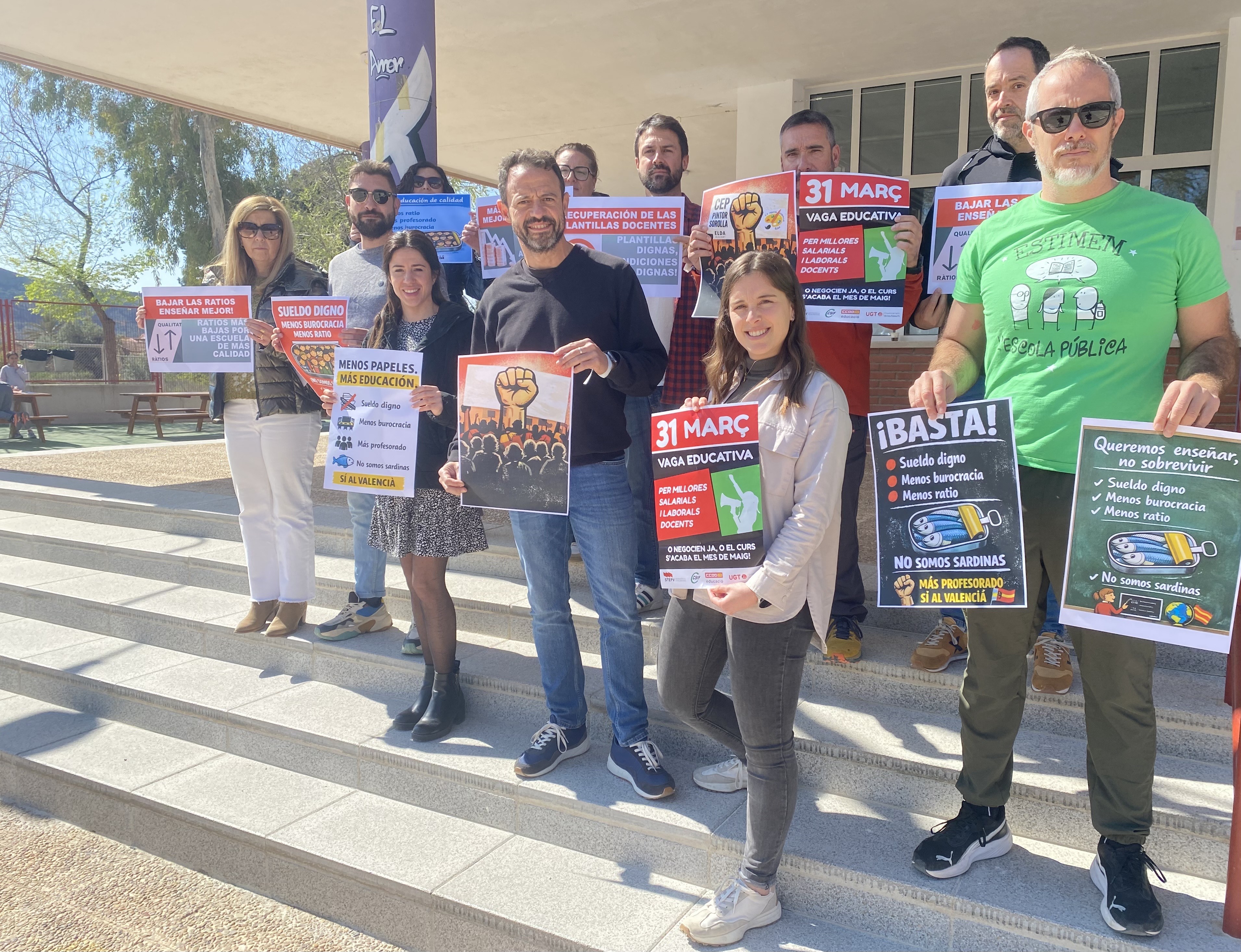 Los docentes del CEIP Pintor Sorolla también se han sumado a las concentraciones