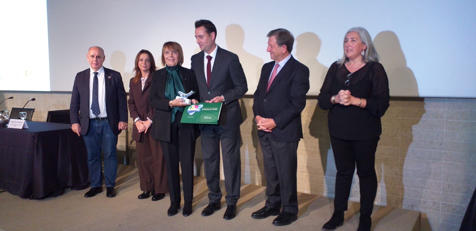 intencional Críticamente violento Gandia recibe en Madrid el premio de la Red Española de Ciudades Saludables  | Ocio y cultura | Cadena SER