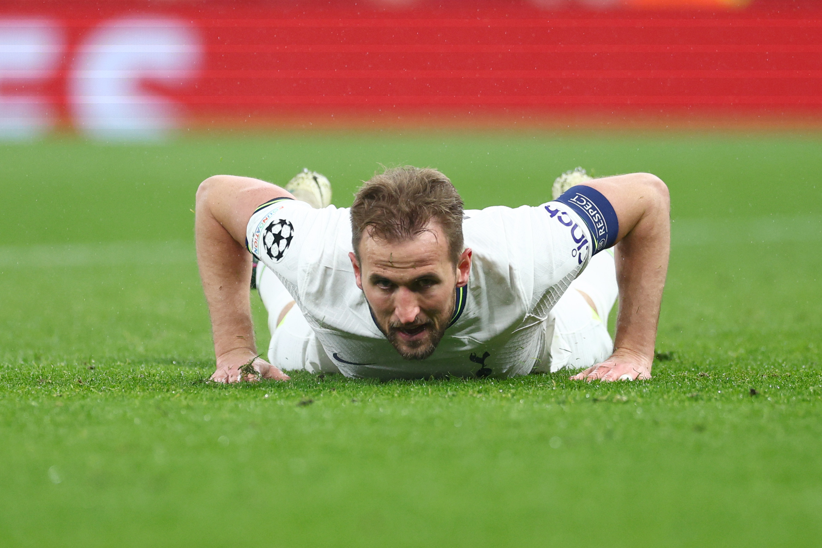 El dineral que pidió el Tottenham al Real Madrid por Kane (y el que no pagará al PSG por Mbappé)