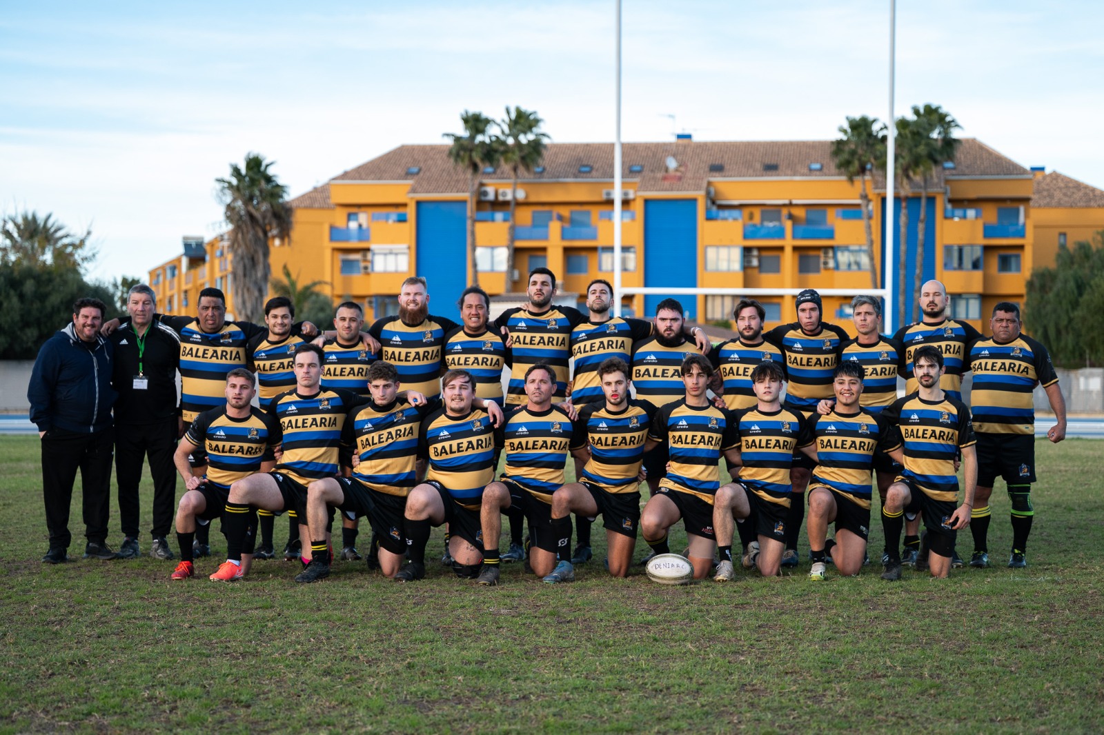 El equipo antes de arrancar el encuentro