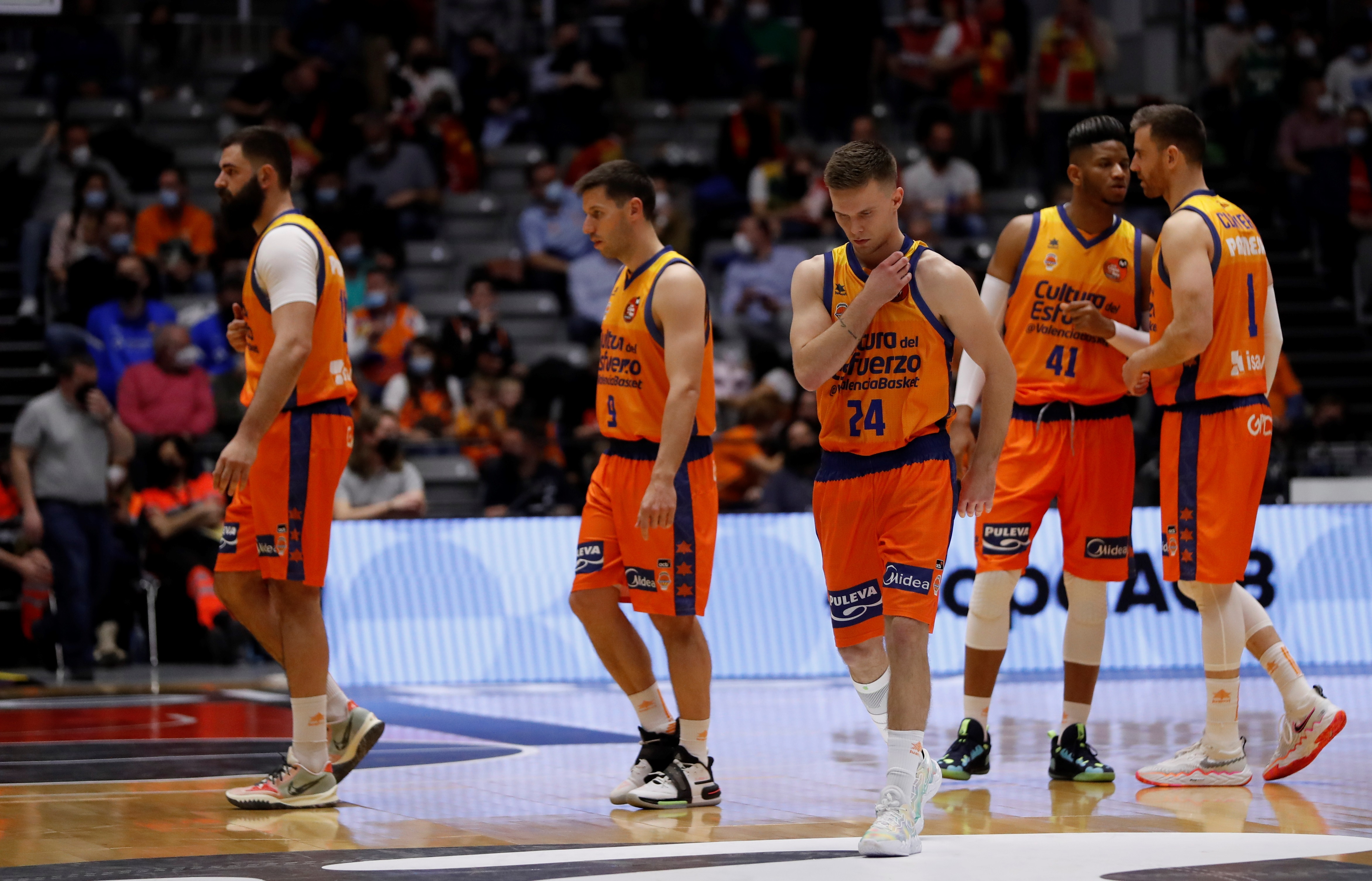 El Valencia Basket queda eliminado de la Copa del Rey ( 83- 86 ) ante UCAM  Murcia | Deportes | Cadena SER