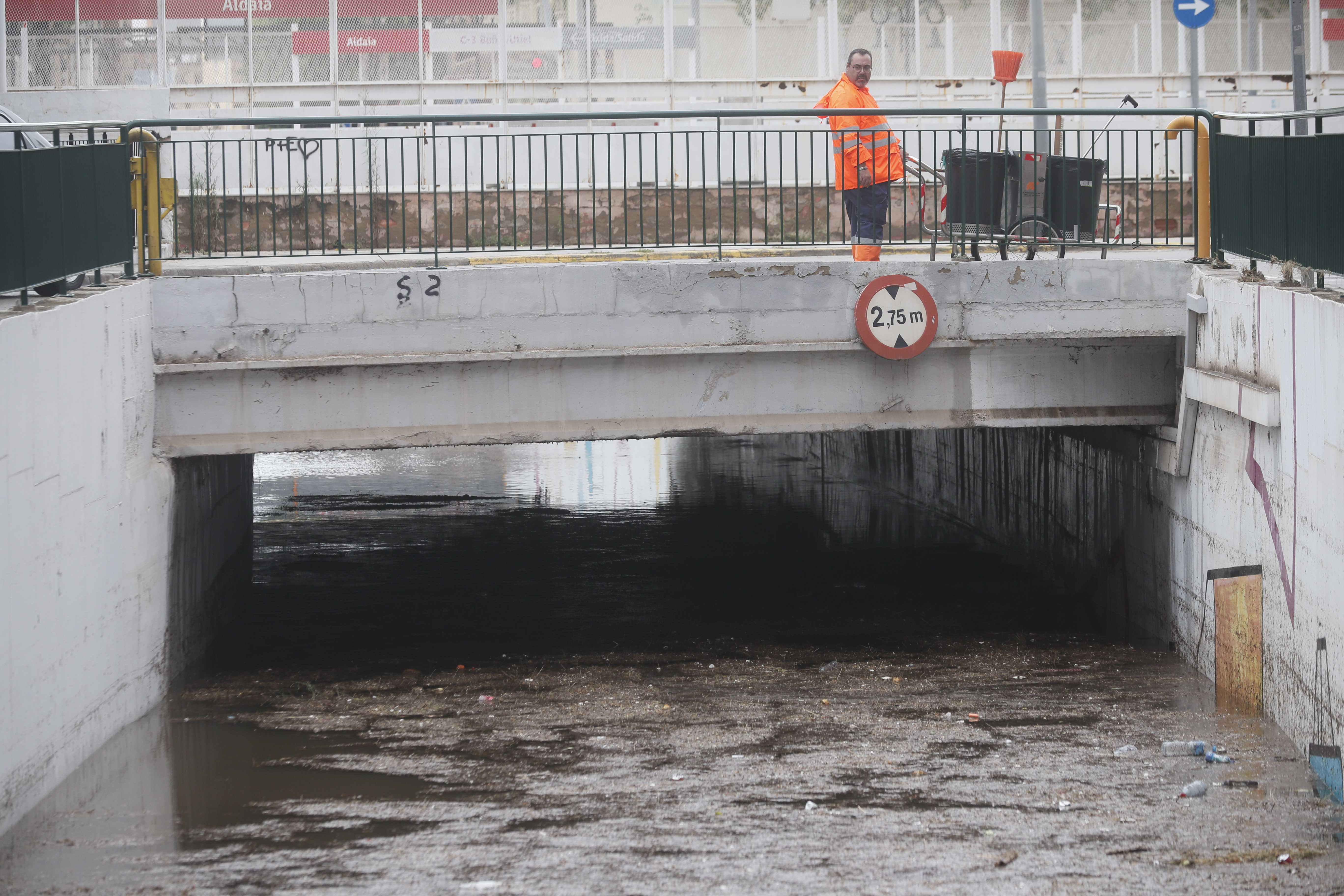 Las lluvias torrenciales en la Comunitat Valenciana provocan numerosas incidencias en las tres provincias