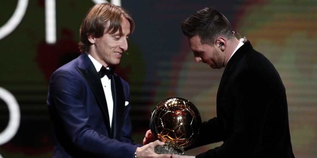 Modric: "Ojalá se convierta en una tradición que ganador anterior le entregue el Balón de Oro al siguiente" | Deportes Cadena SER