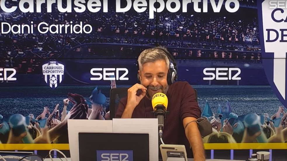 ¡Vive toda la emoción del Barça - Madrid con Dani Garrido y el equipo de Carrusel Deportivo y llévate la camiseta de tu equipo!