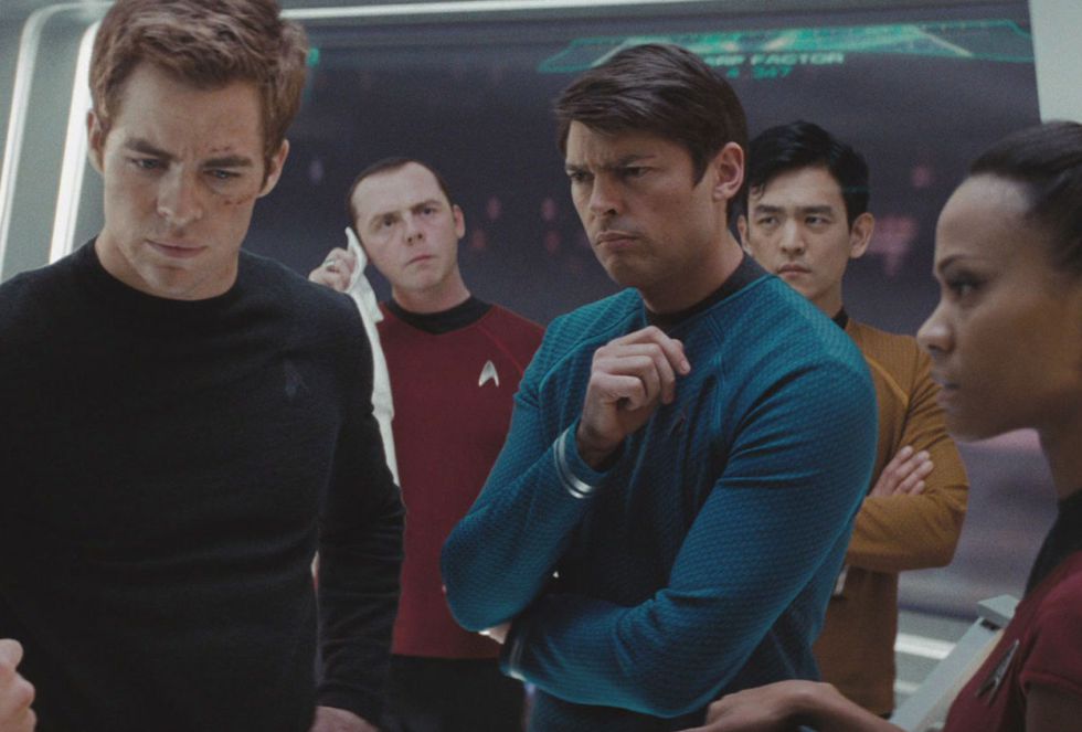 (De izq a der) Chris Pine, Simon Pegg, Karl Urban, John Cho y Zoe Saldana en una escena de &#039;Star Trek&#039; (2009)