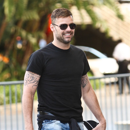 Ricky martin 2024 con lentes