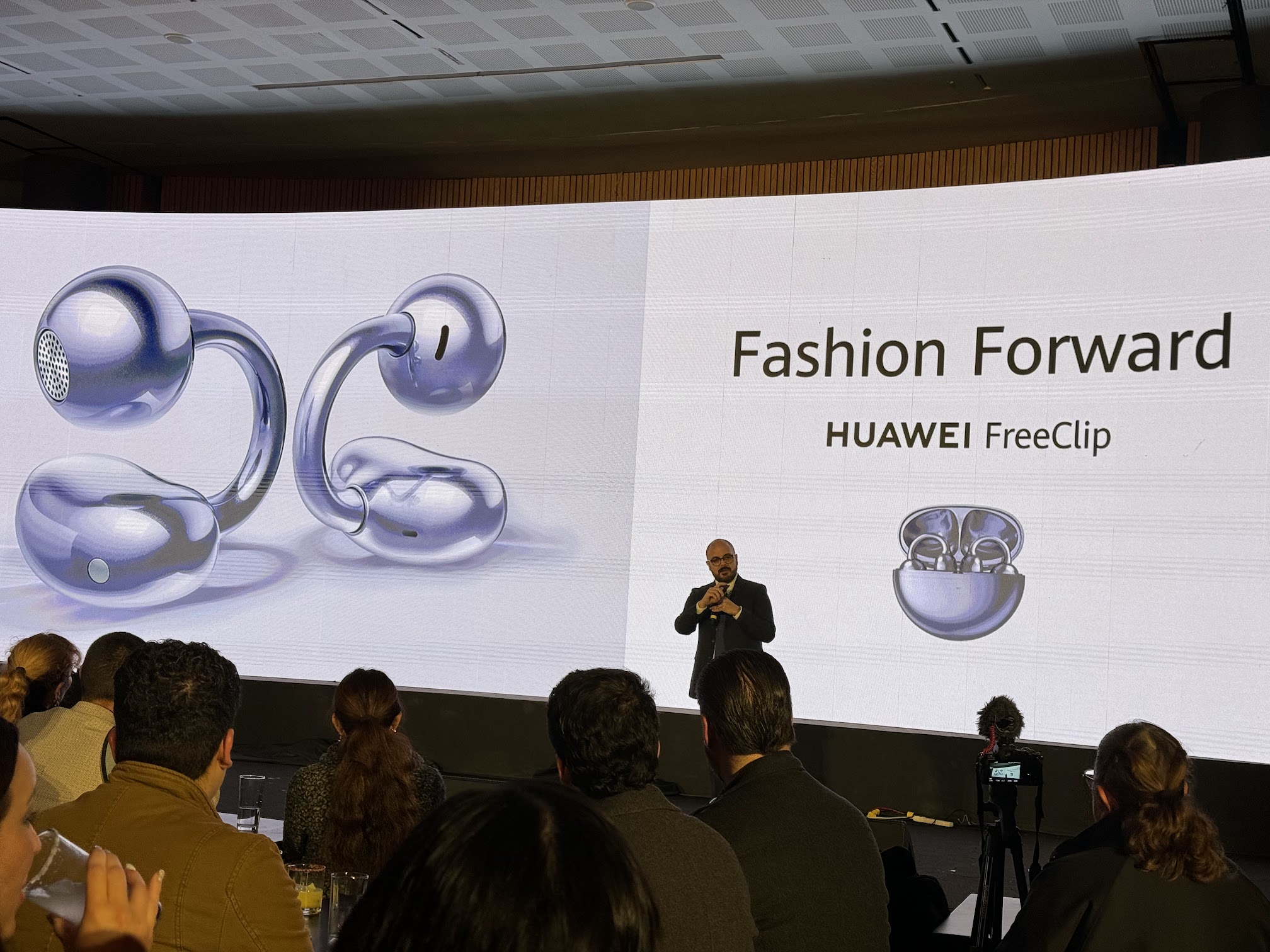 HUAWEI FreeClip: los primeros auriculares open-ear prometen la