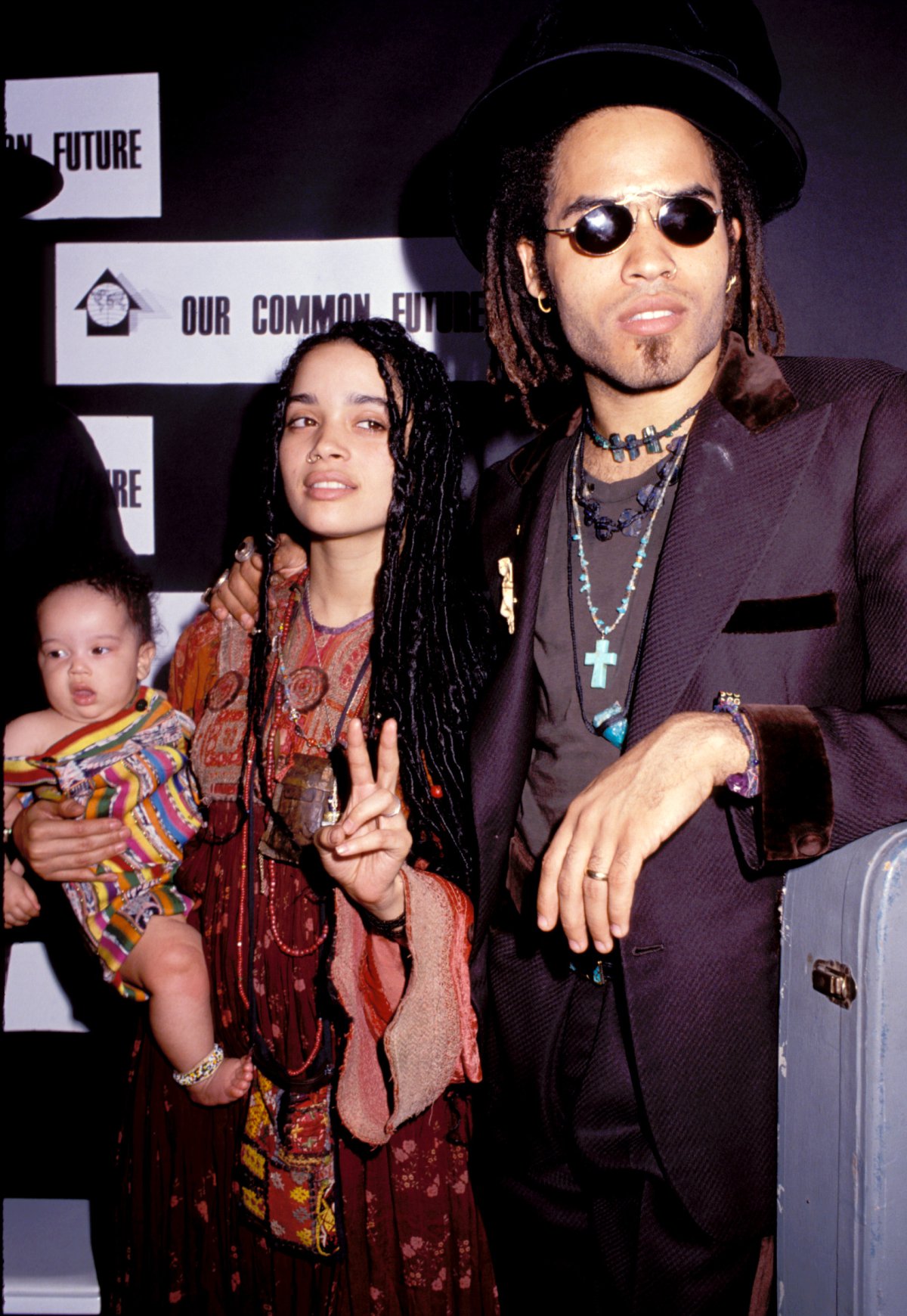 Lenny Kravitz y Lisa Bonet con la pequeña Zoë