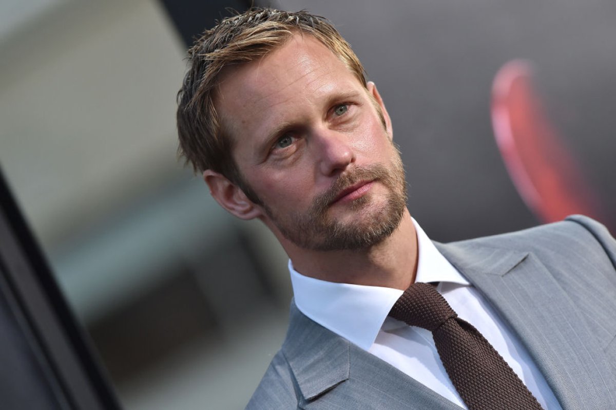 alexander skarsgard hermanos