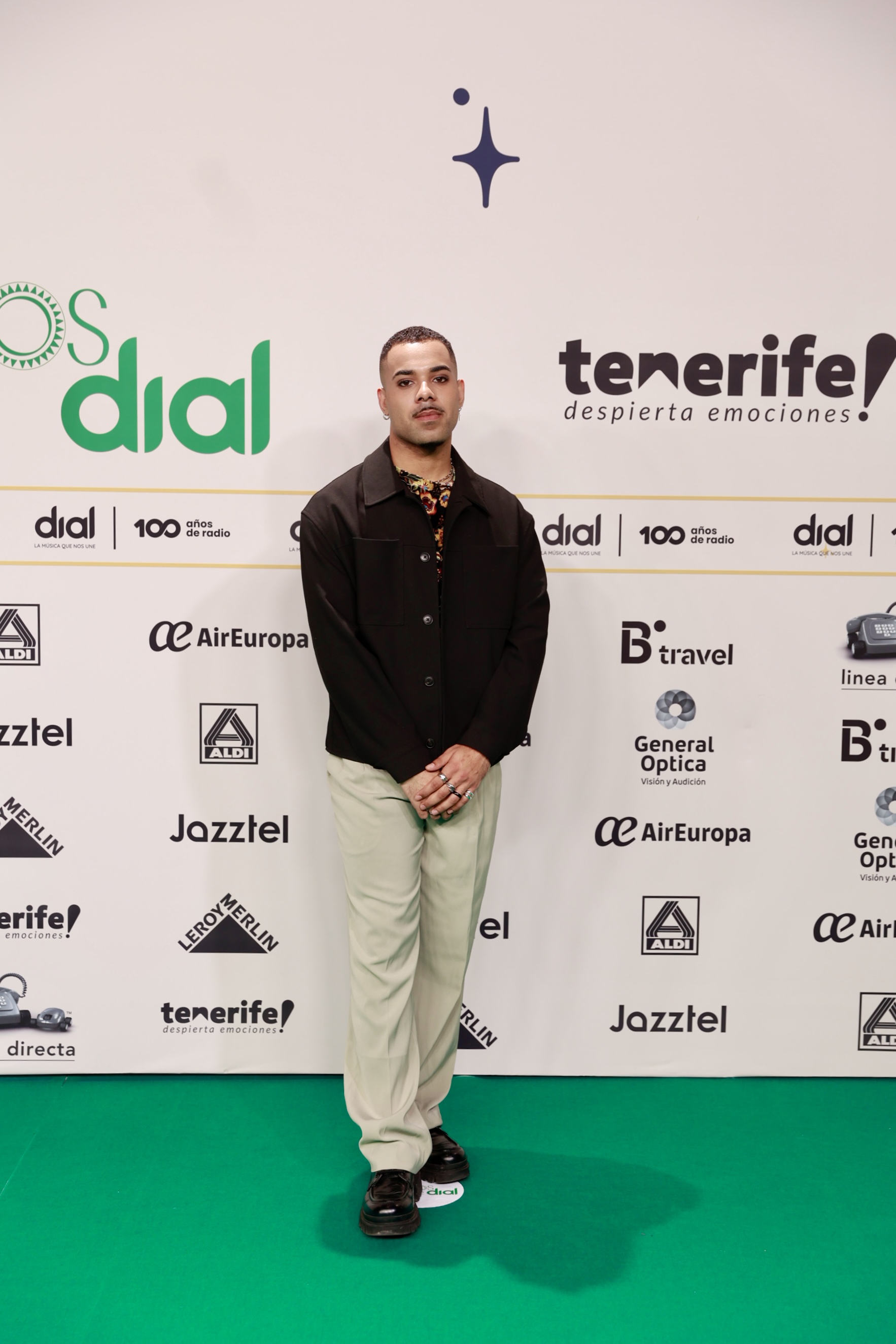 Los mejores looks de Premios Dial Tenerife 2024: Del menos es más de Edurne  al más es mejor de Ana Guerra | Galería | LOS40