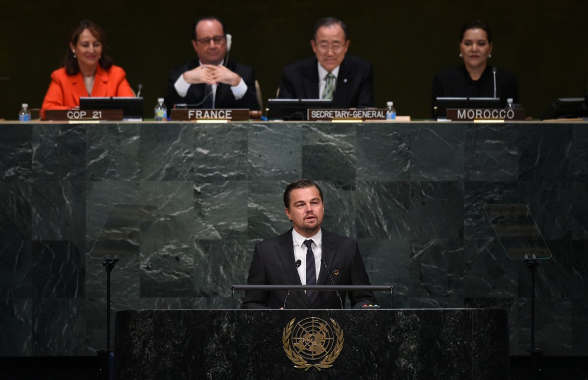 Leonardo DiCaprio acude a la ceremonia de apertura del Acuerdo de París en la Organización de Naciones Unidas el 22 de abril de 2016, en Nueva York