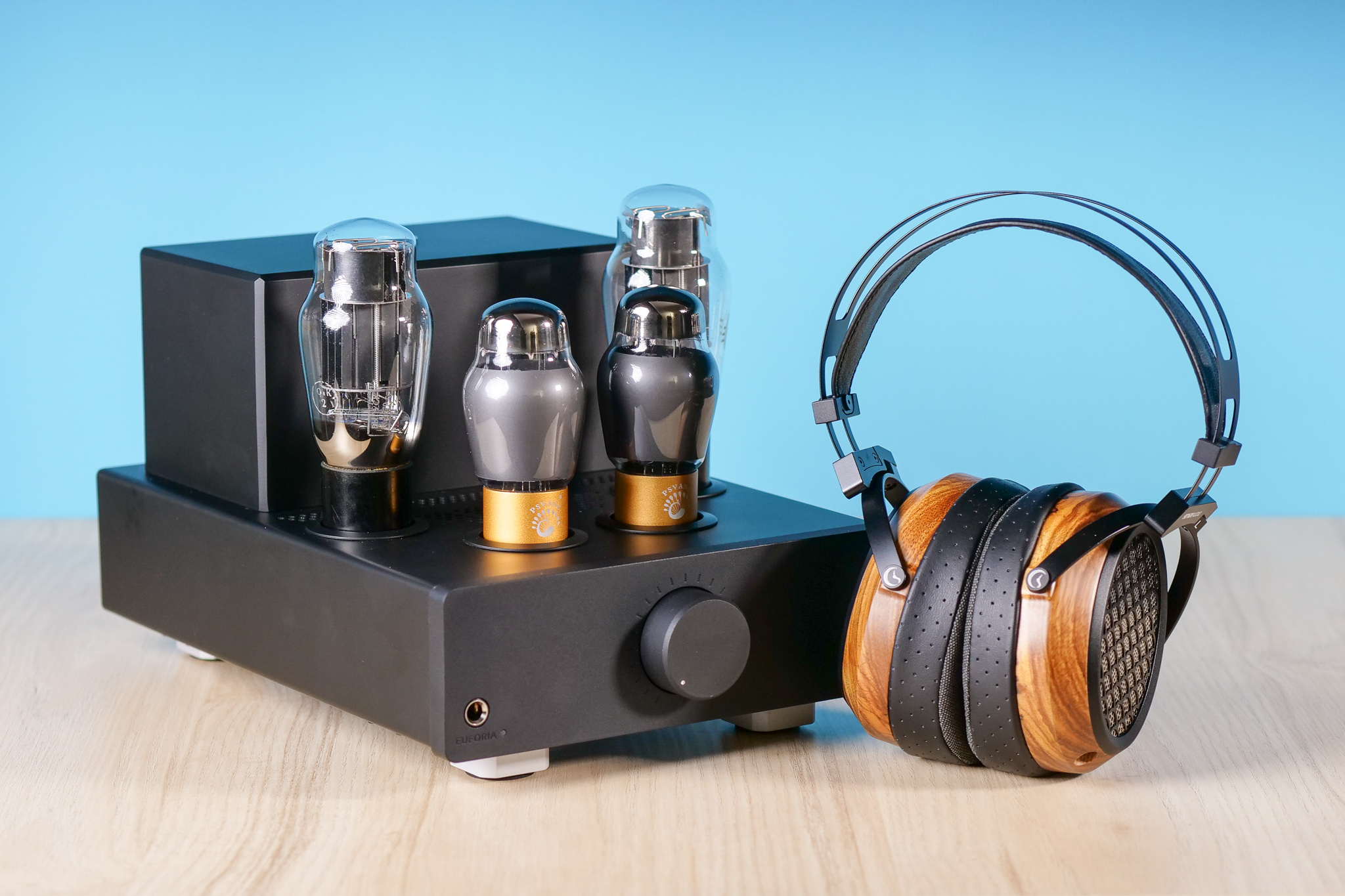 Profitez de la qualité extraordinaire de votre audio avec l'Helix PP40.