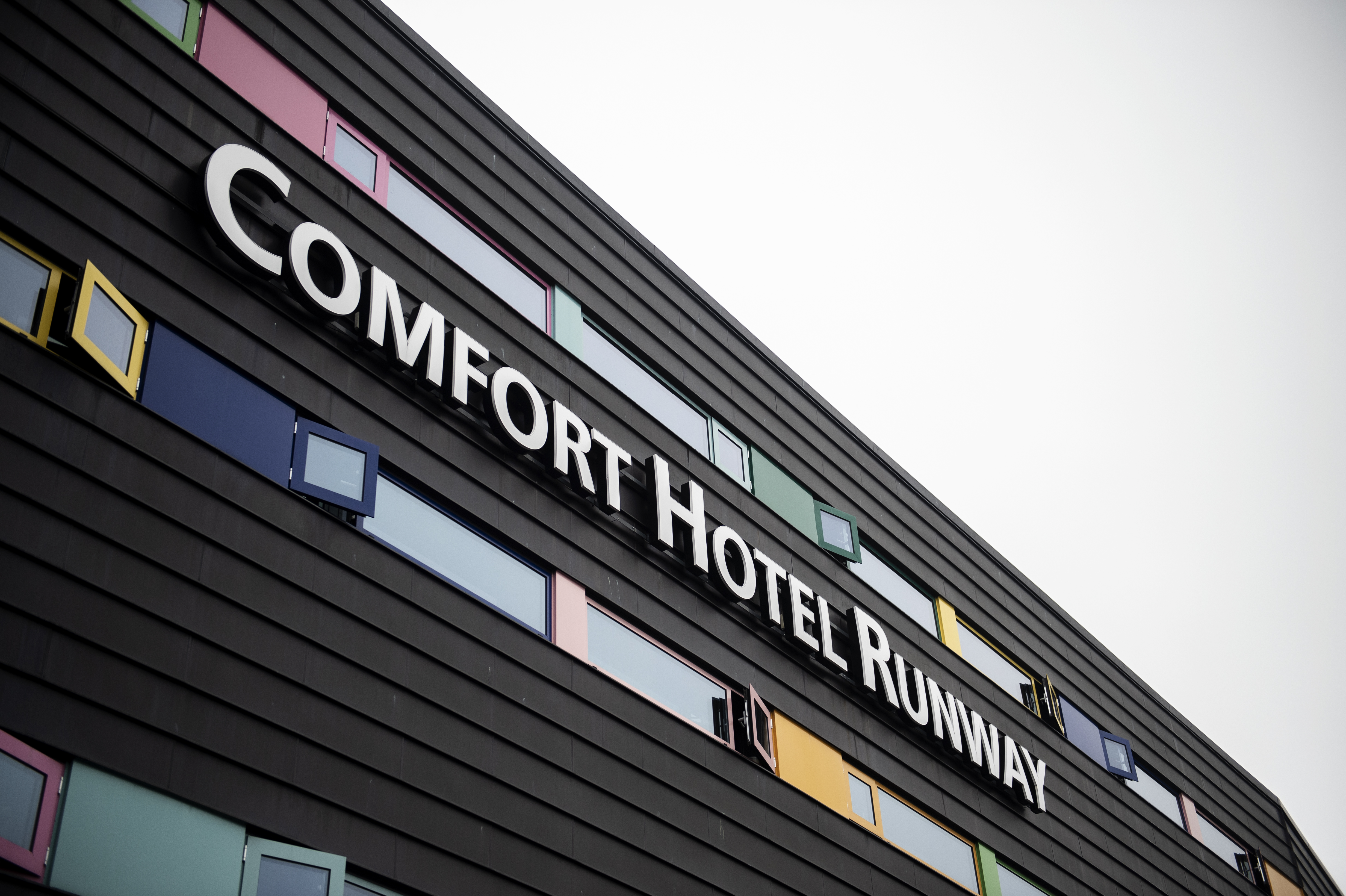 Comfort Hotel Runway er et av karantenehotellene ved Oslo lufthavn. Statsforvalteren i Oslo og Viken ber om at flere kommuner oppretter karantenehoteller.