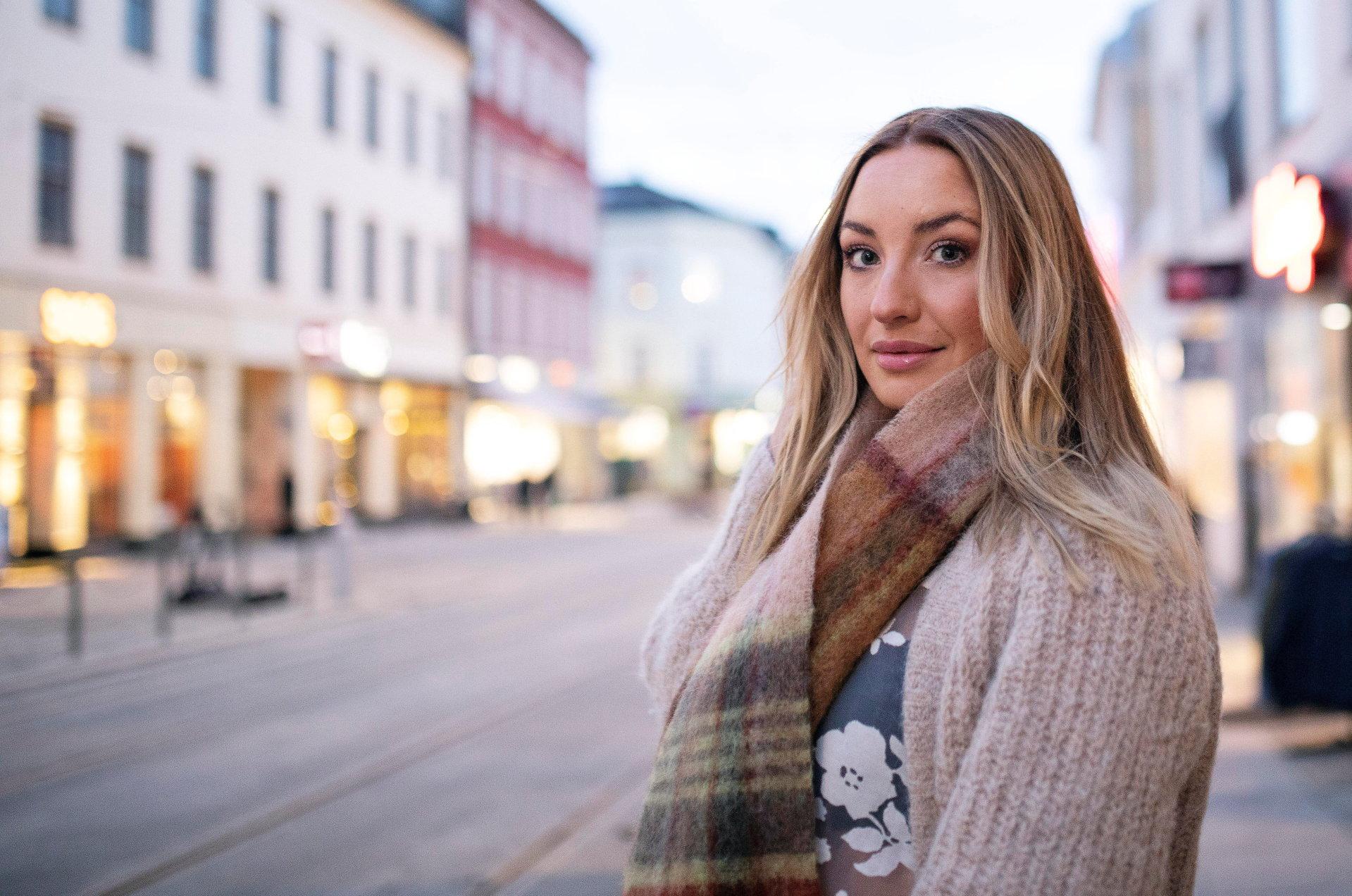 Maria Moen led under flink pike-presset og var redd for å vise sinne. Men, det var før.