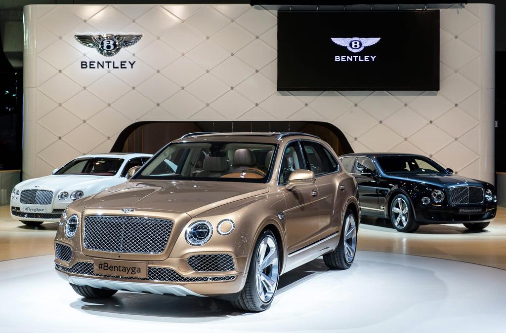 Luxury cars brands have a promising year with all-cash deals