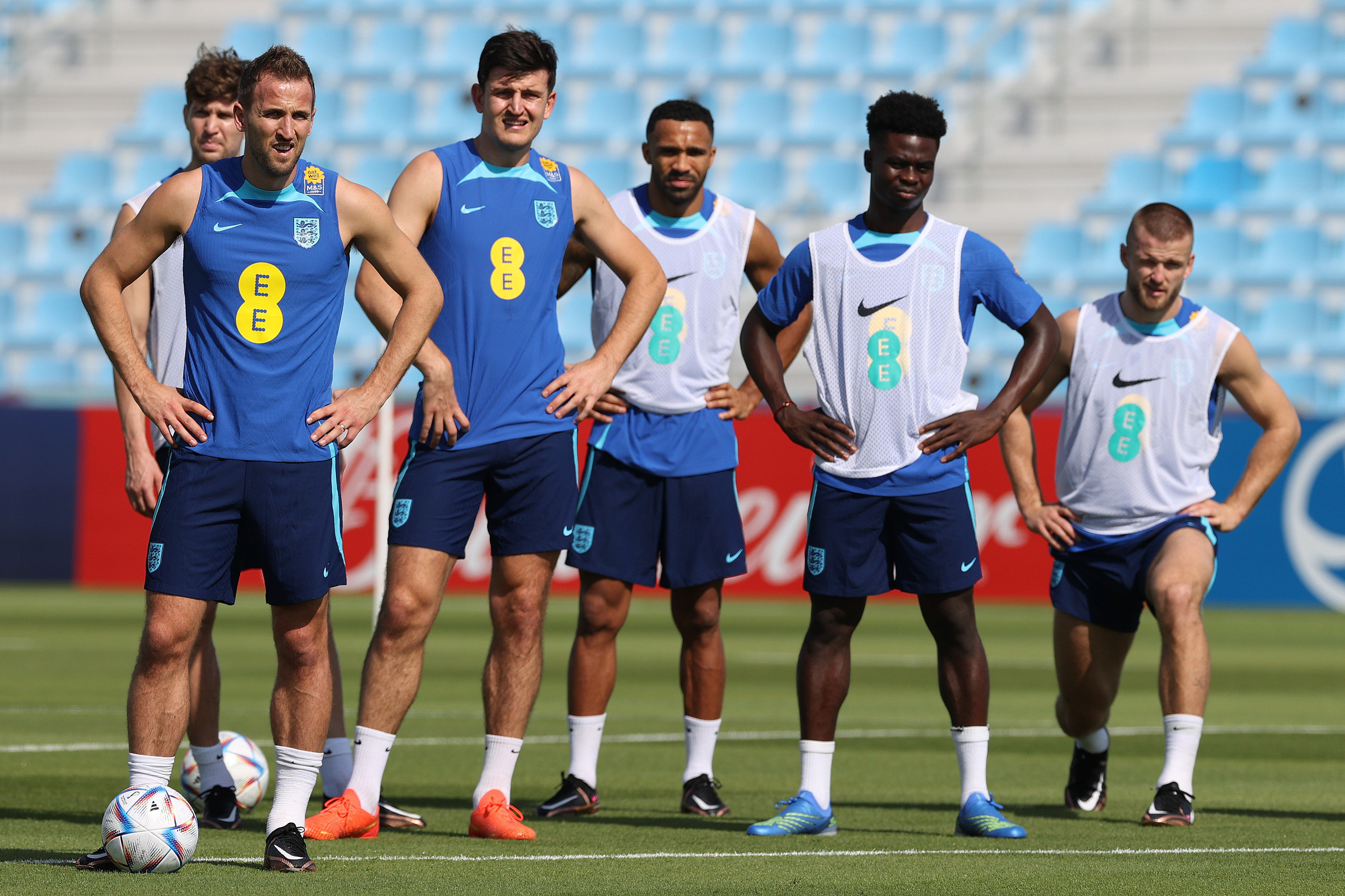 England's Kane trains ahead of World Cup match against U.S.