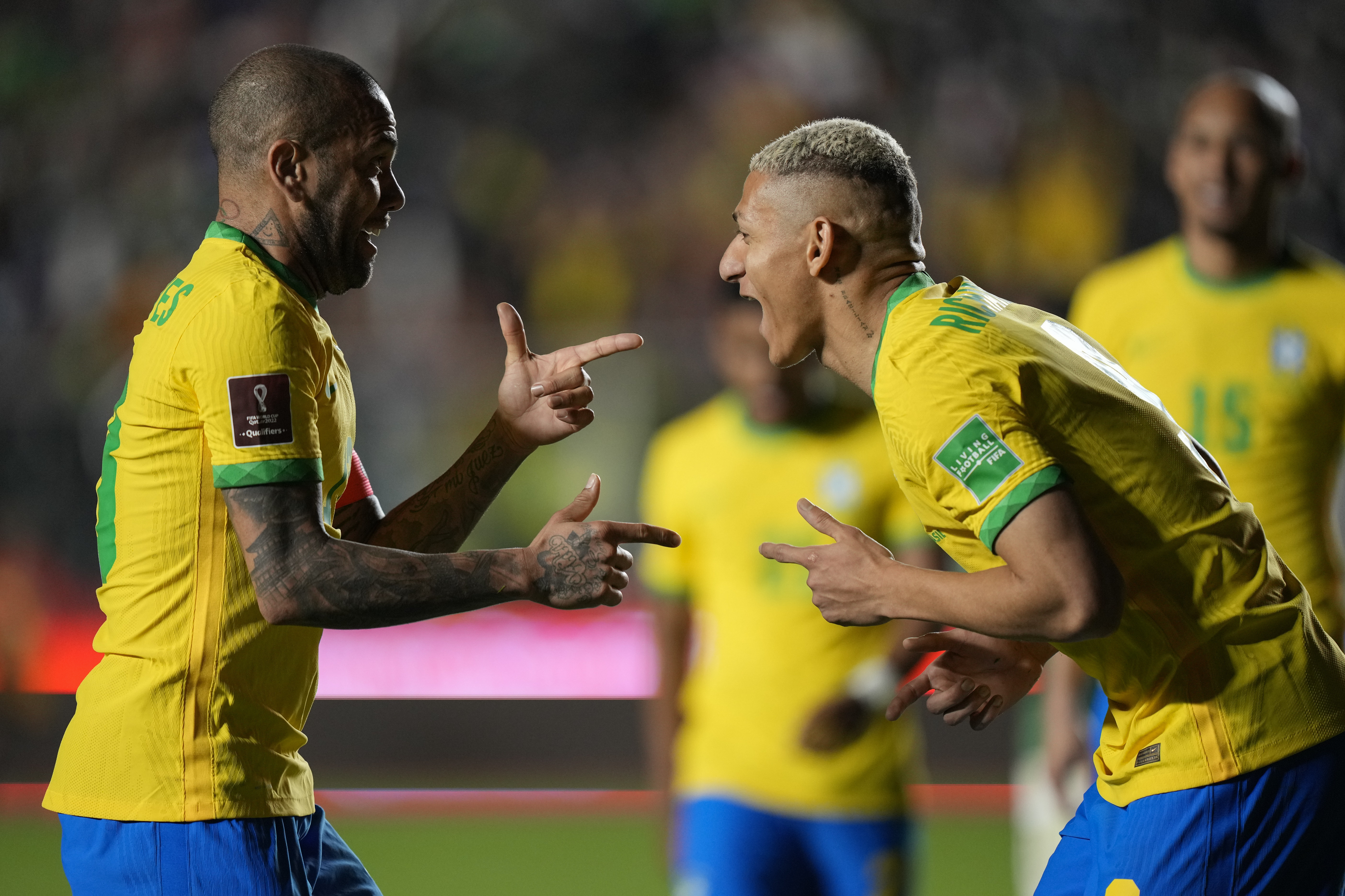 Brazilian football stars play CS:GO during World Cup in Qatar