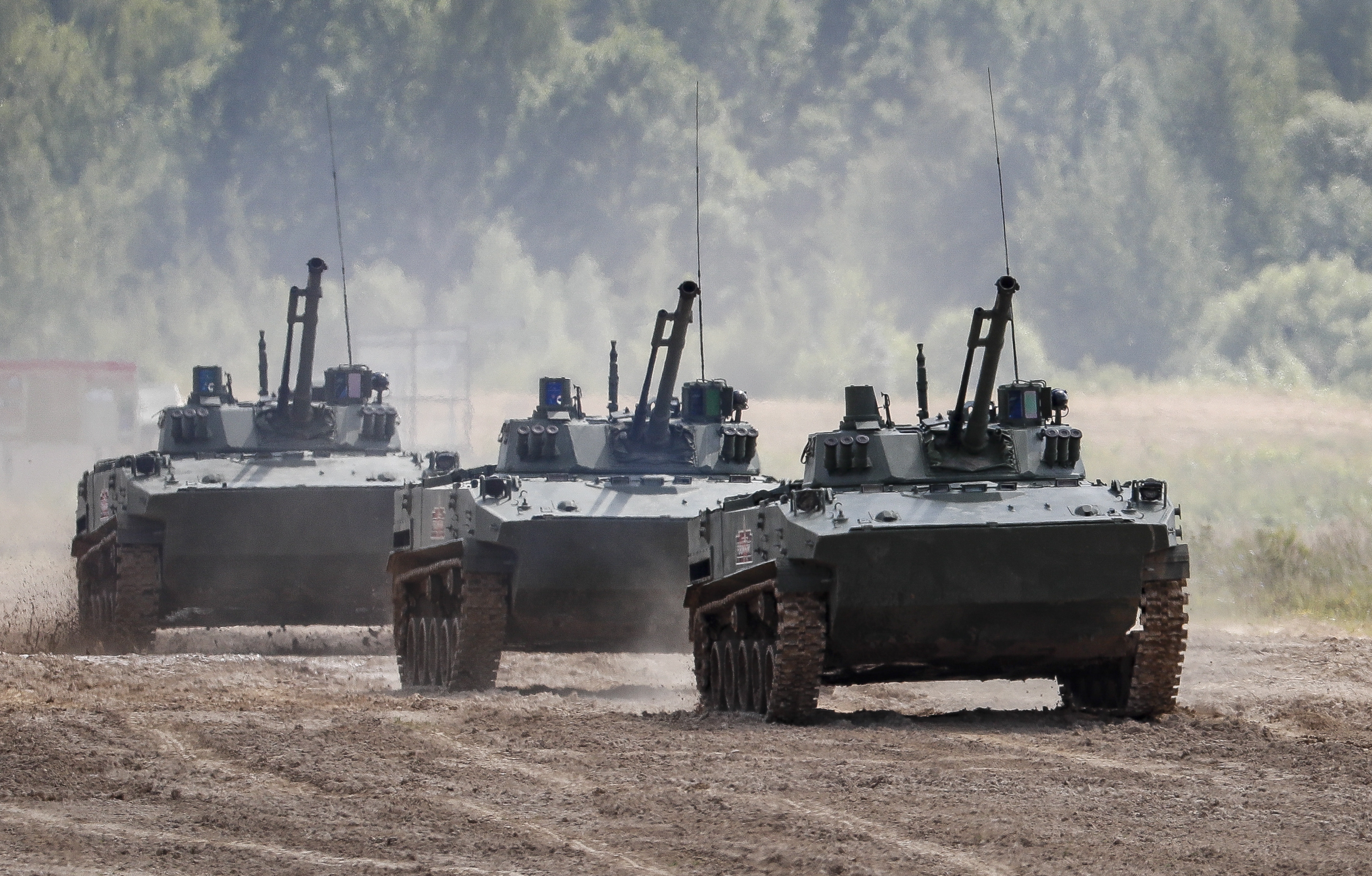 ロシア軍VDV Russia urgently summons airborne forces after front line breached