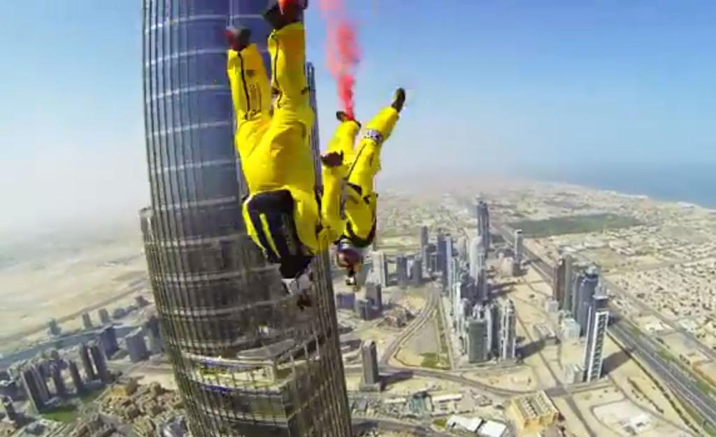 Daredevils in jetpacks soar above Dubai skyscrapers like Burj Khalifa at  125mph