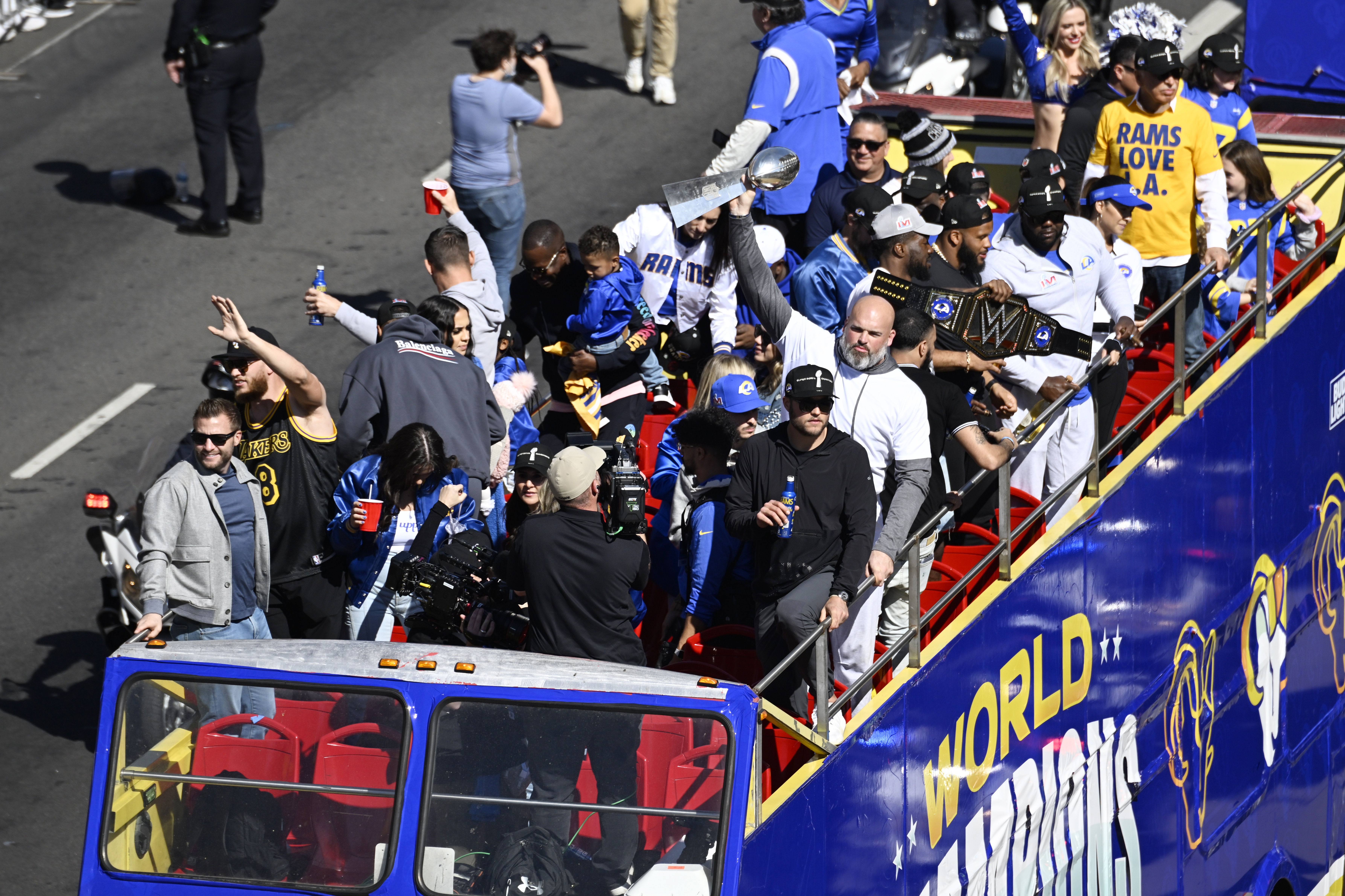 LA RAMS SUPER BOWL XVI VICTORY PARADE, LA — Average Socialite