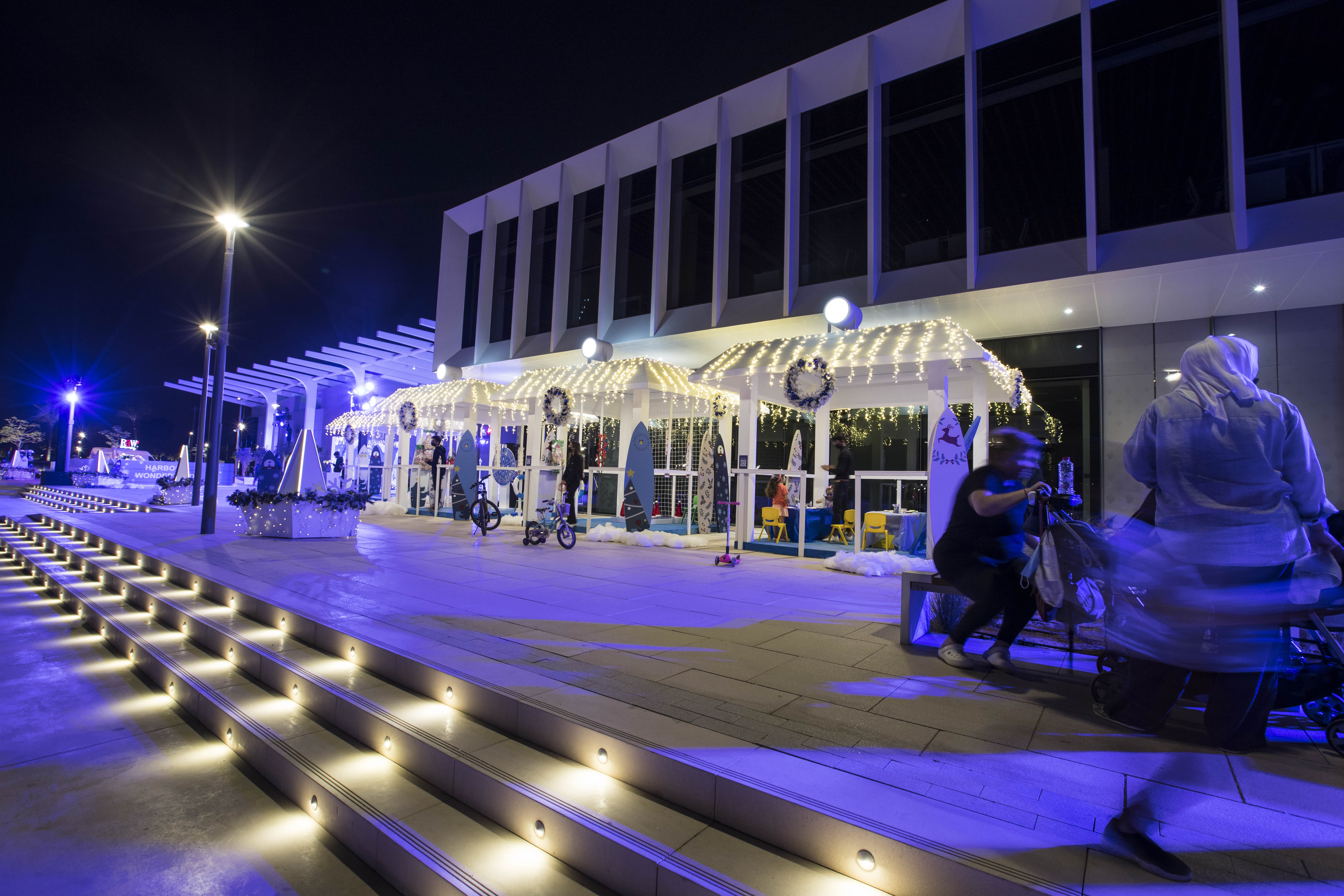 Snow Park Dubai Downtown Christmas 2022 Dubai Harbour Opens Christmas Market With An Outdoor Ice Rink And Snow Park