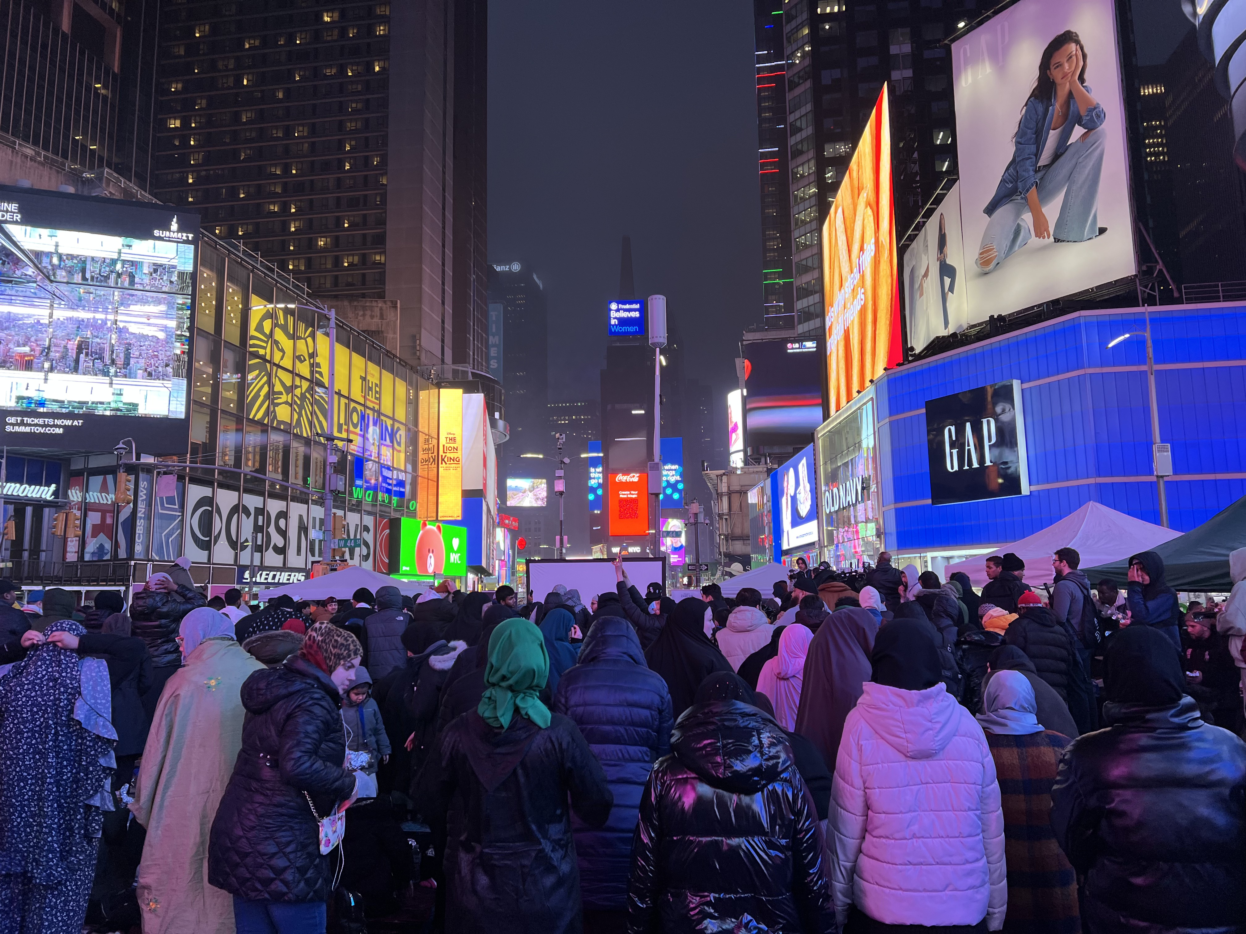 Taraweeh performed in Times Square