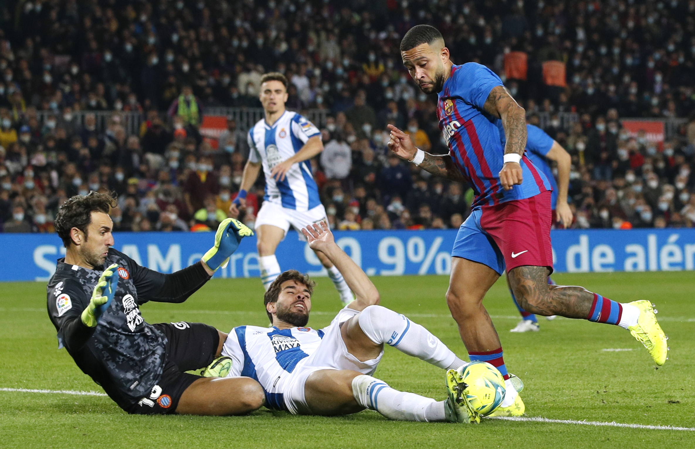 Espanyol's Leandro Cabrera puts on the goalkeeper's jersey to