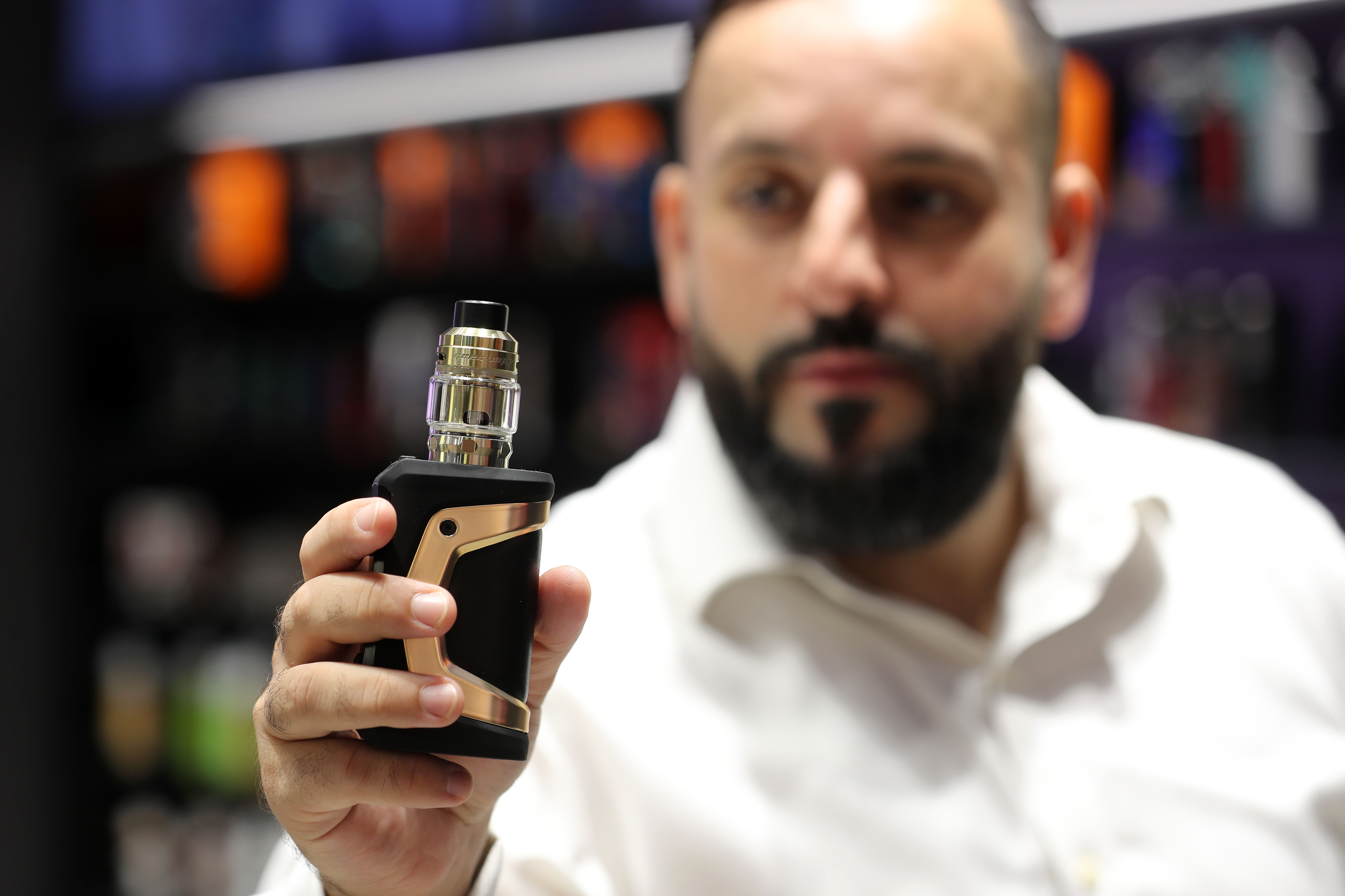 Industry warns of health risks as fake vaping products increase