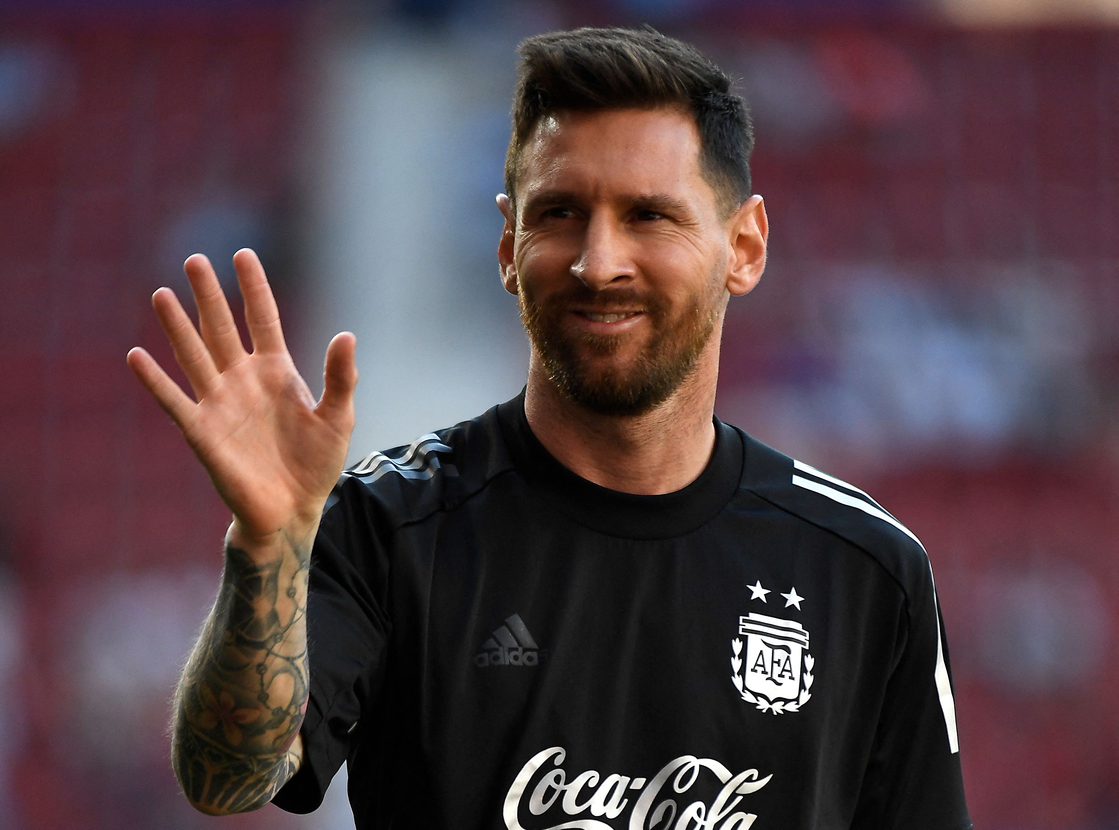 Lionel Messi nets 5 for Argentina for 1st time, overtakes Puskas