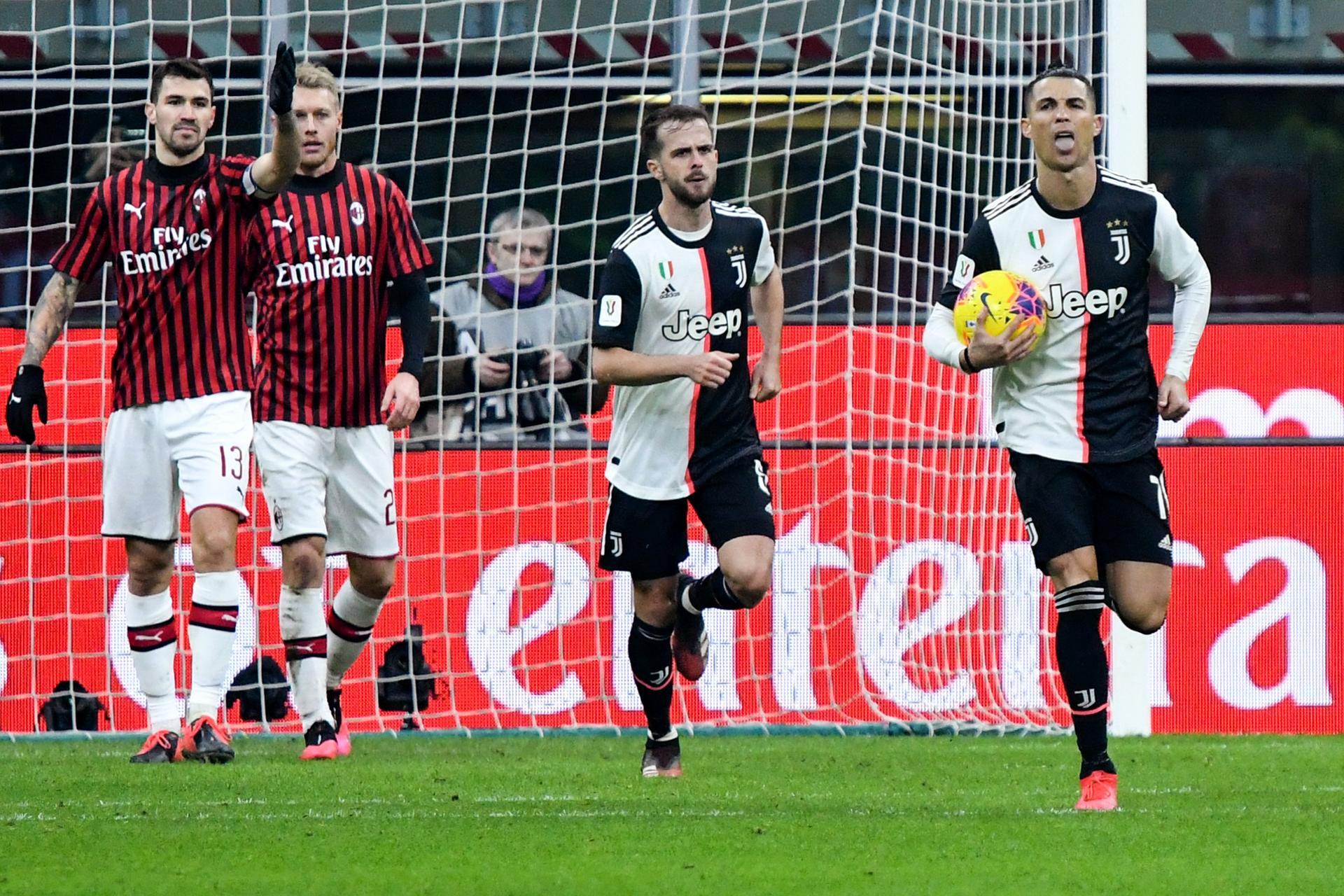 Cristiano Ronaldo scores controversial penalty for Juventus, as