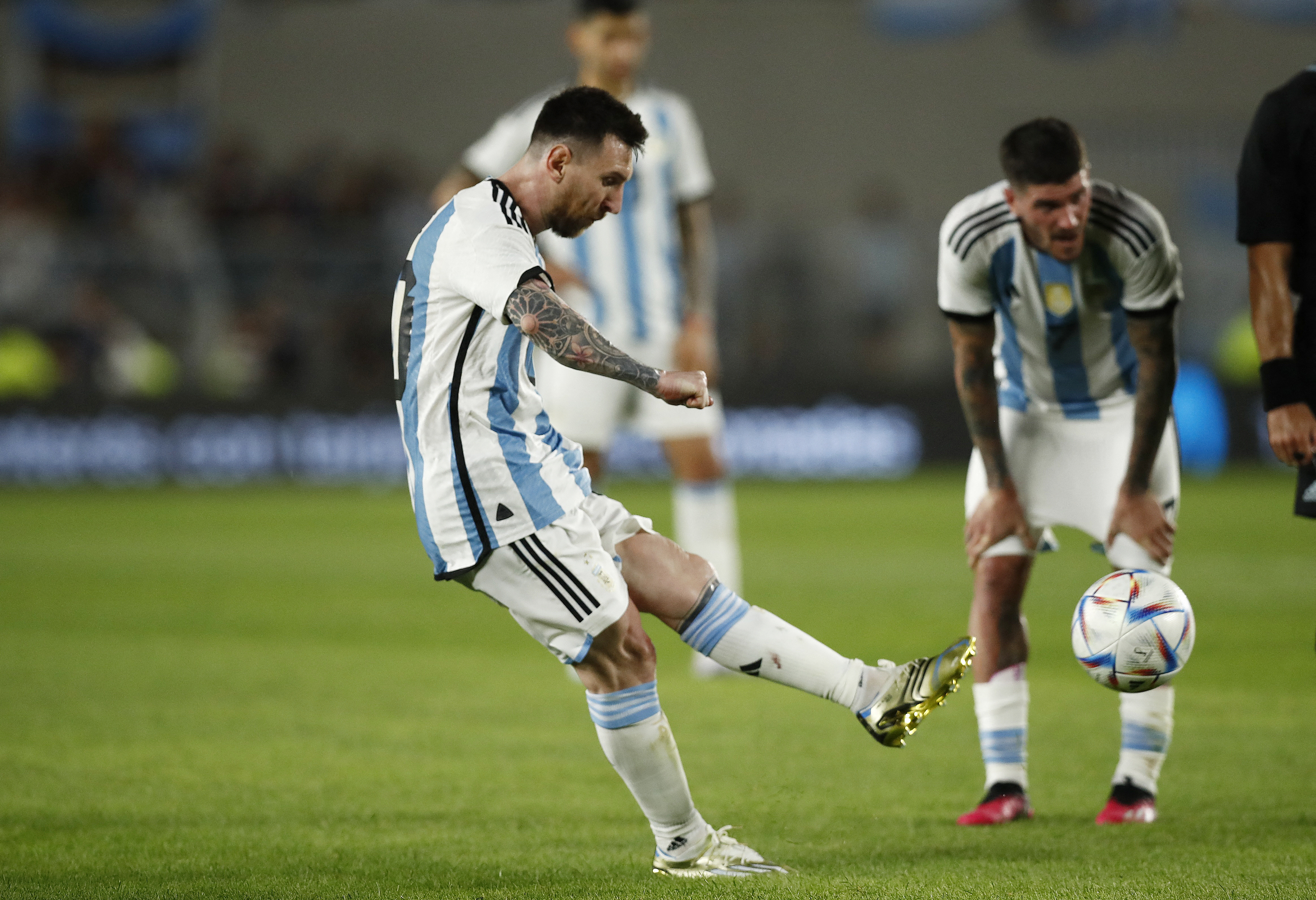 Messi, Argentina Soccer Match With Panama Draws 1 Million to